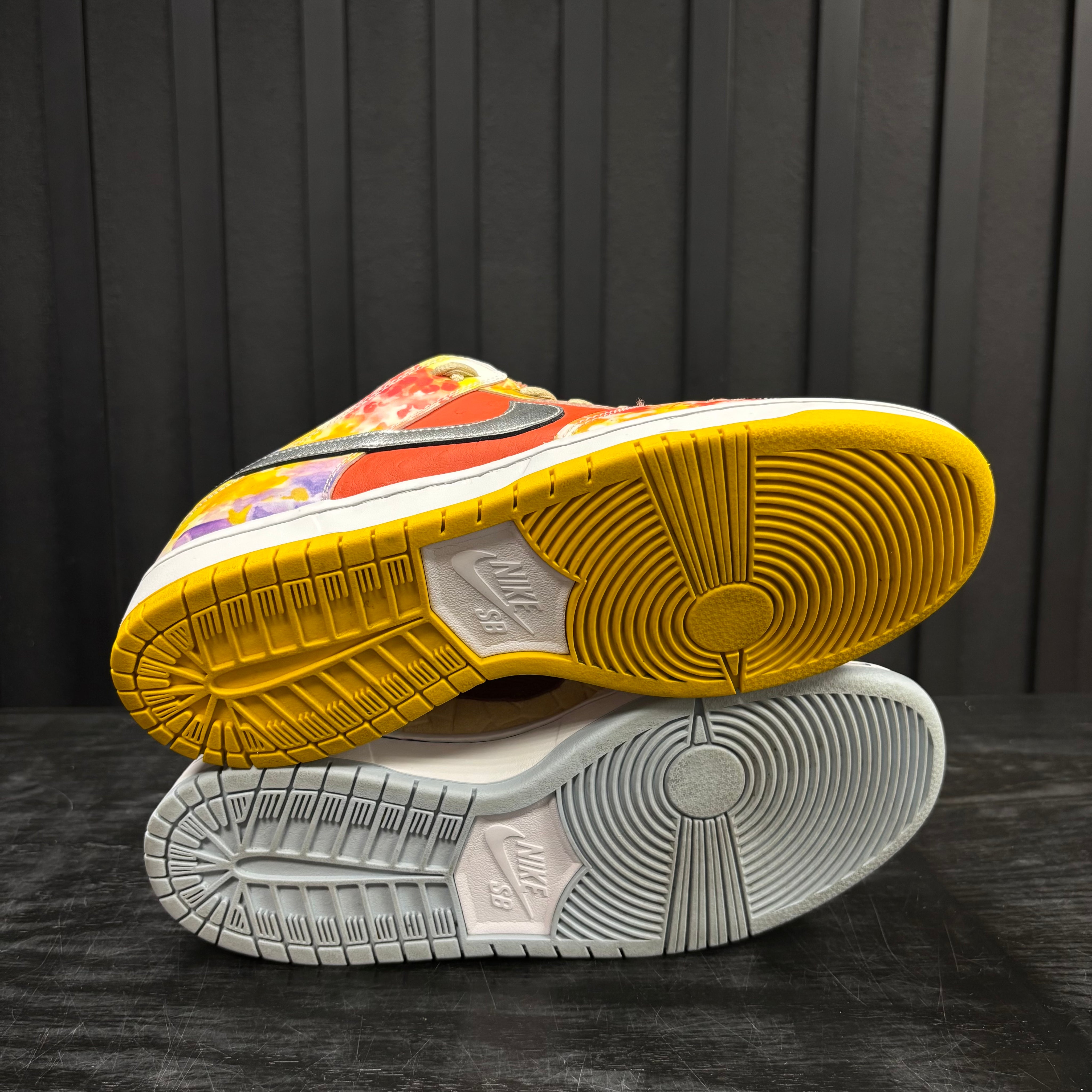 Nike SB Dunk Low Street Hawker (2021) - Used - 4572