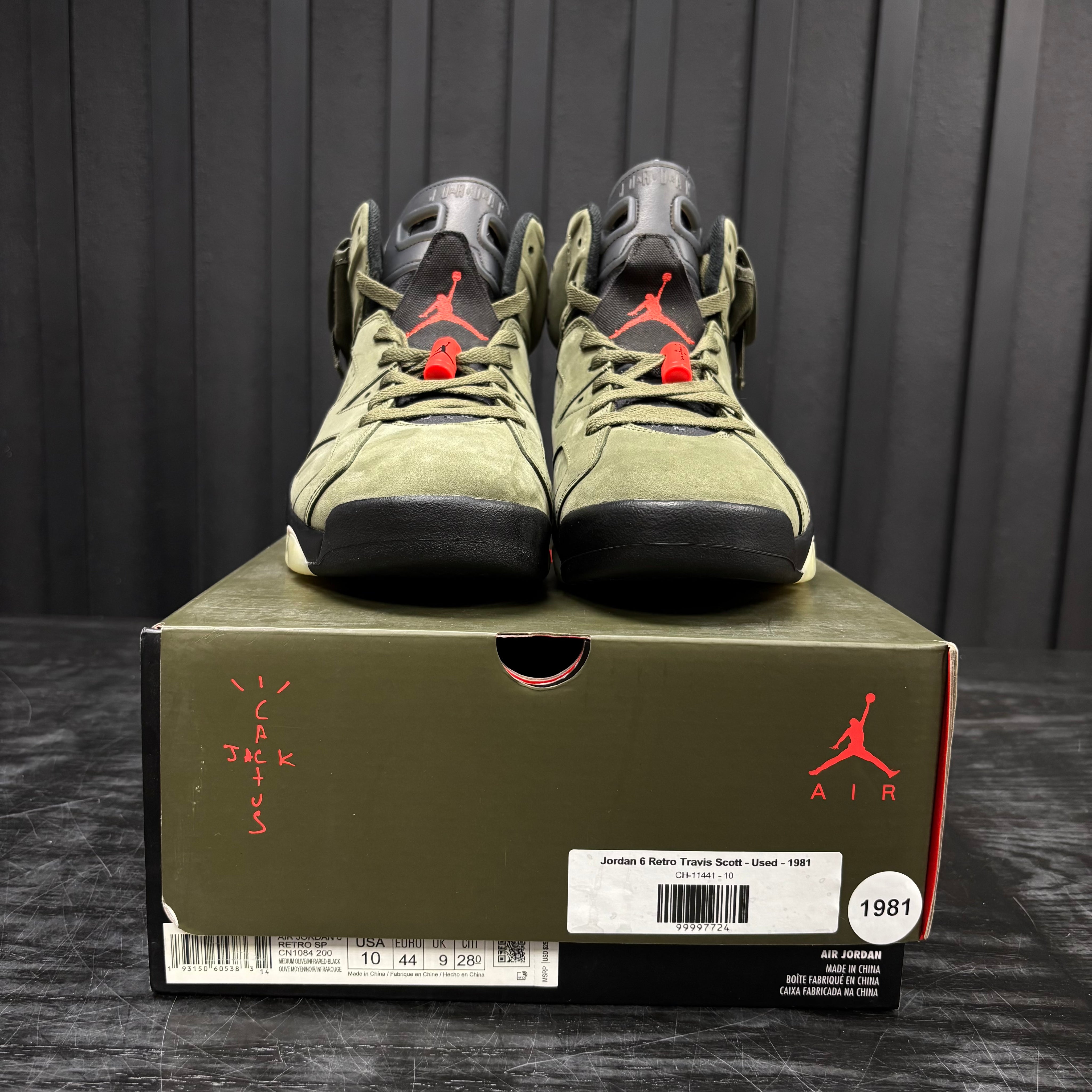 Jordan 6 Retro Travis Scott - Used - 1981