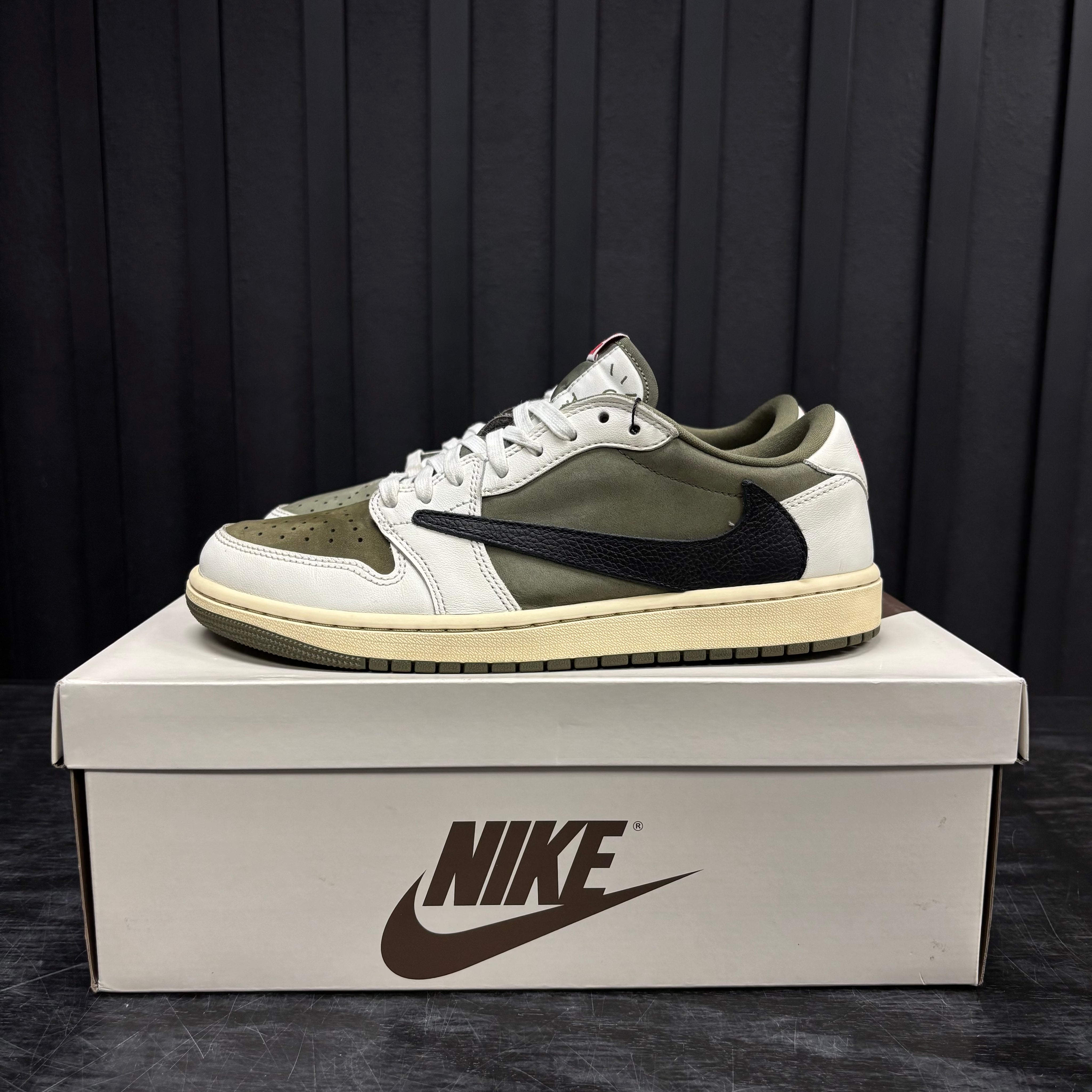 Jordan 1 Retro Low OG SP Travis Scott Medium Olive - Used - 3924
