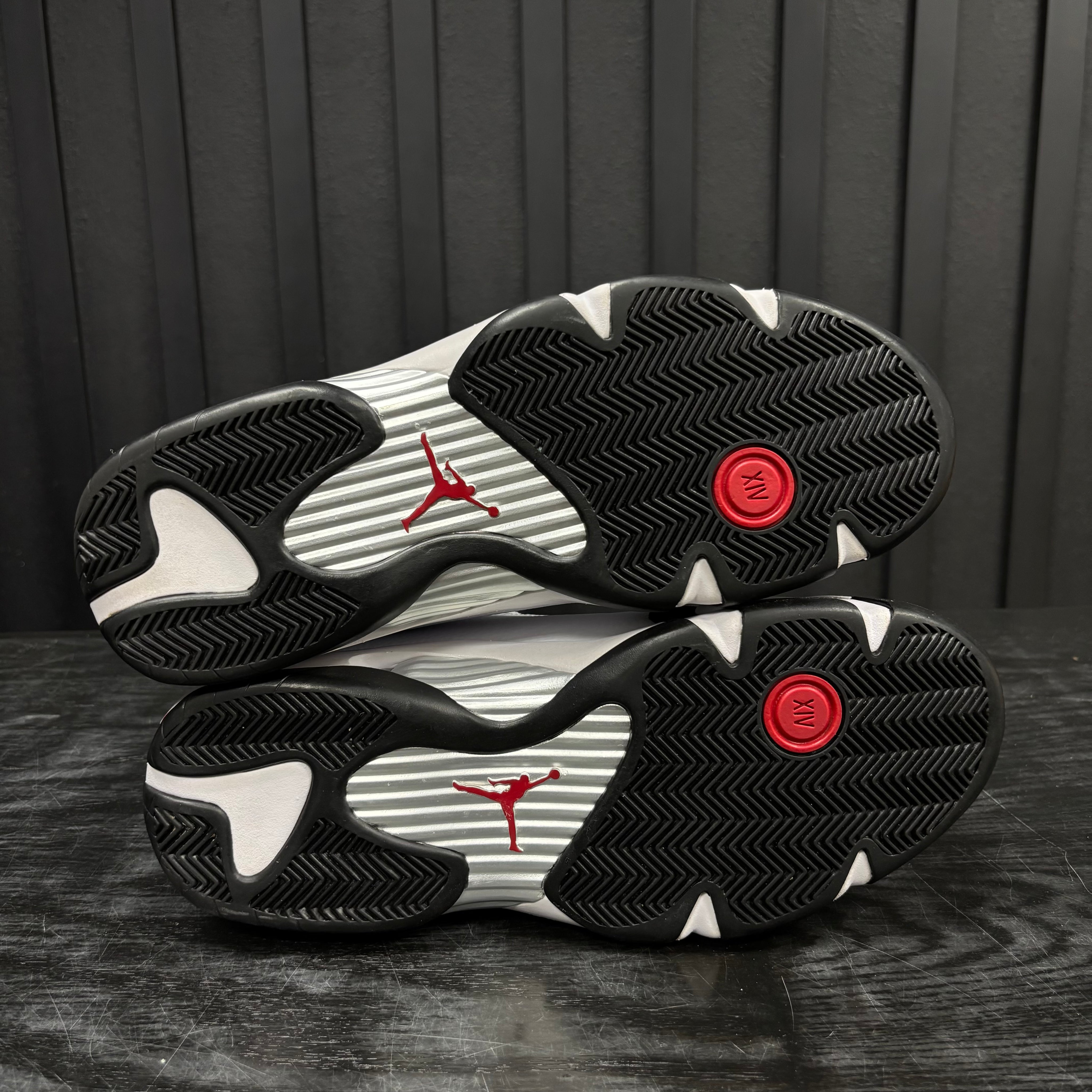 Jordan 14 Retro Black Toe (2024) - Used - 3932