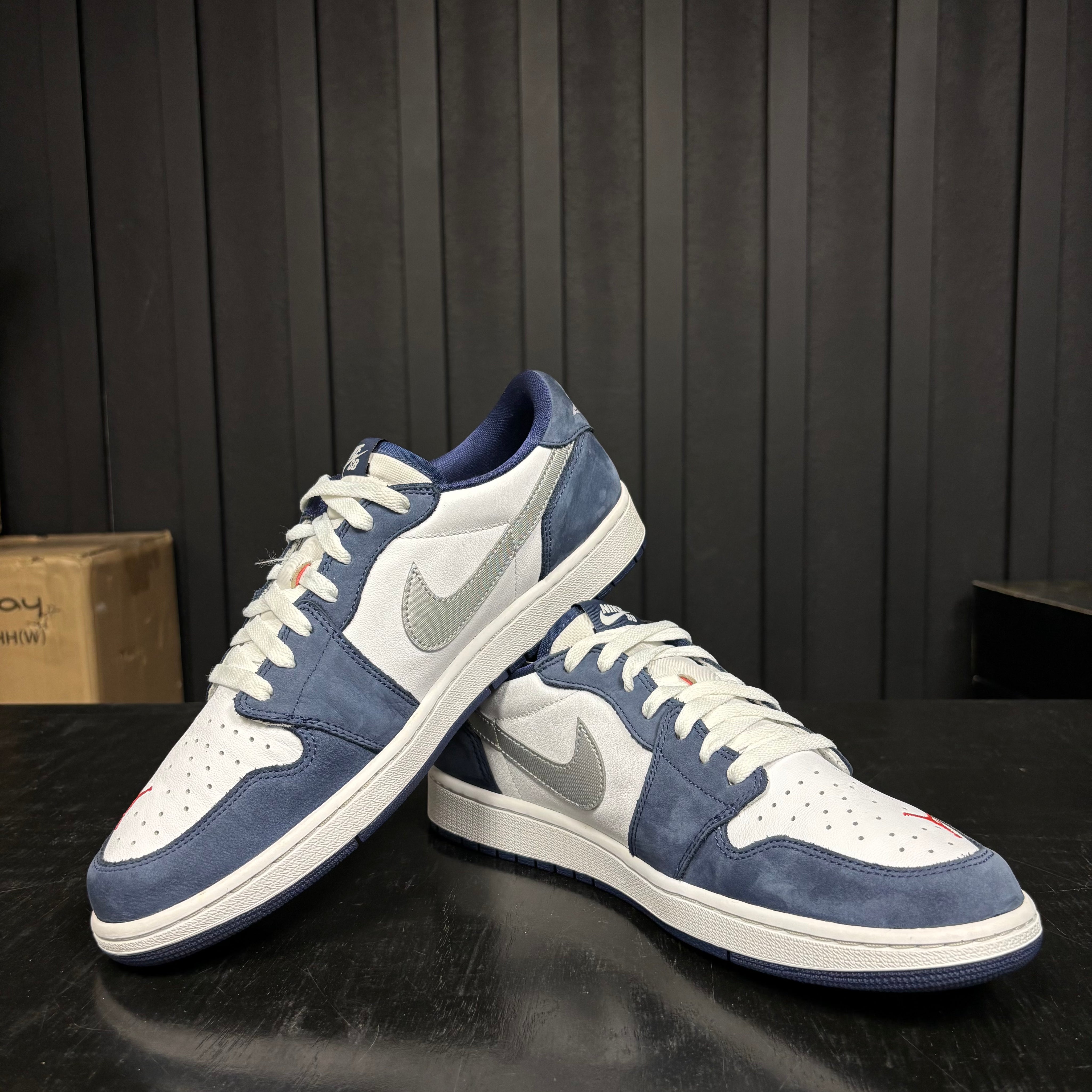 Jordan 1 Low SB Midnight Navy - Used - 3949