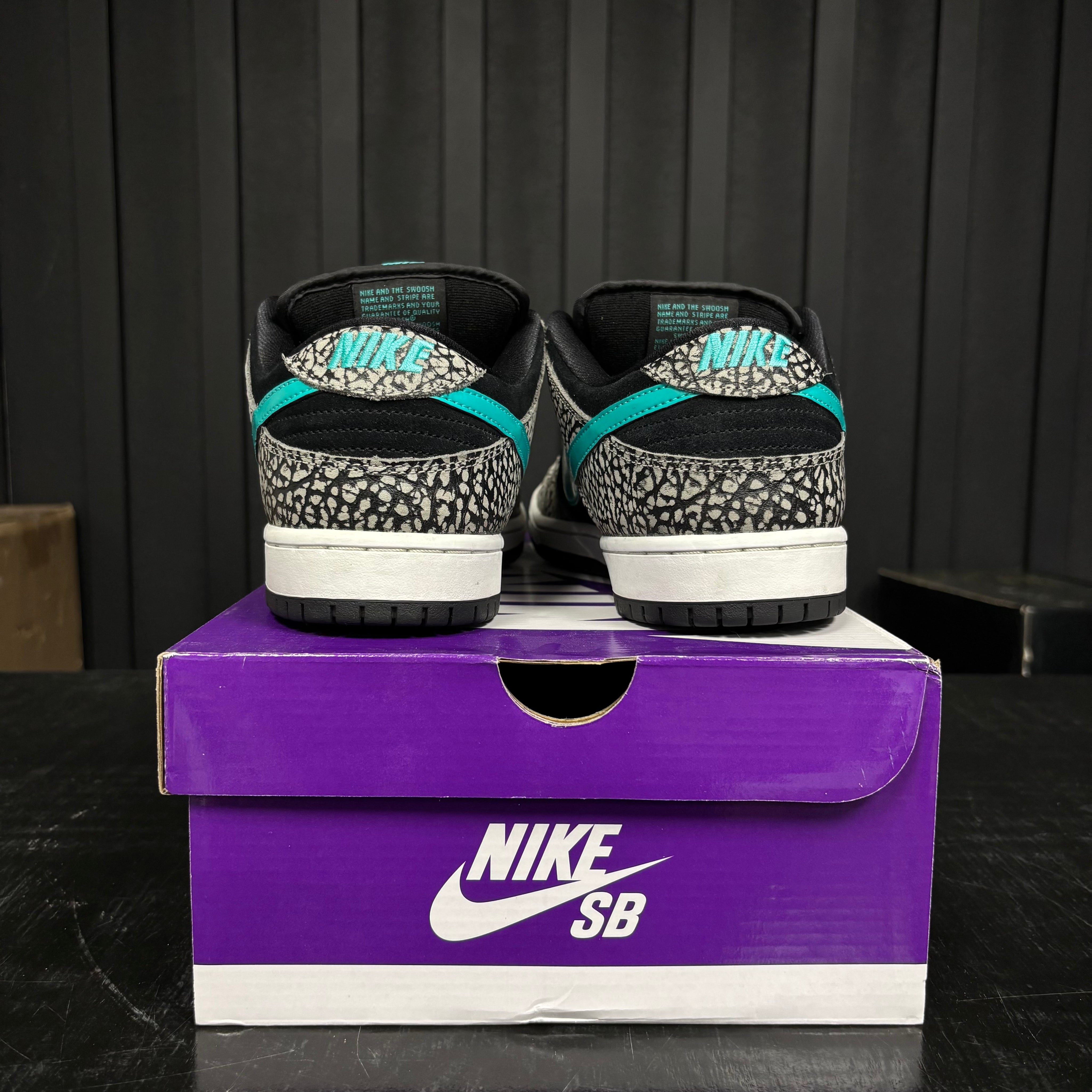 Nike SB Dunk Low atmos Elephant - Used - 4576