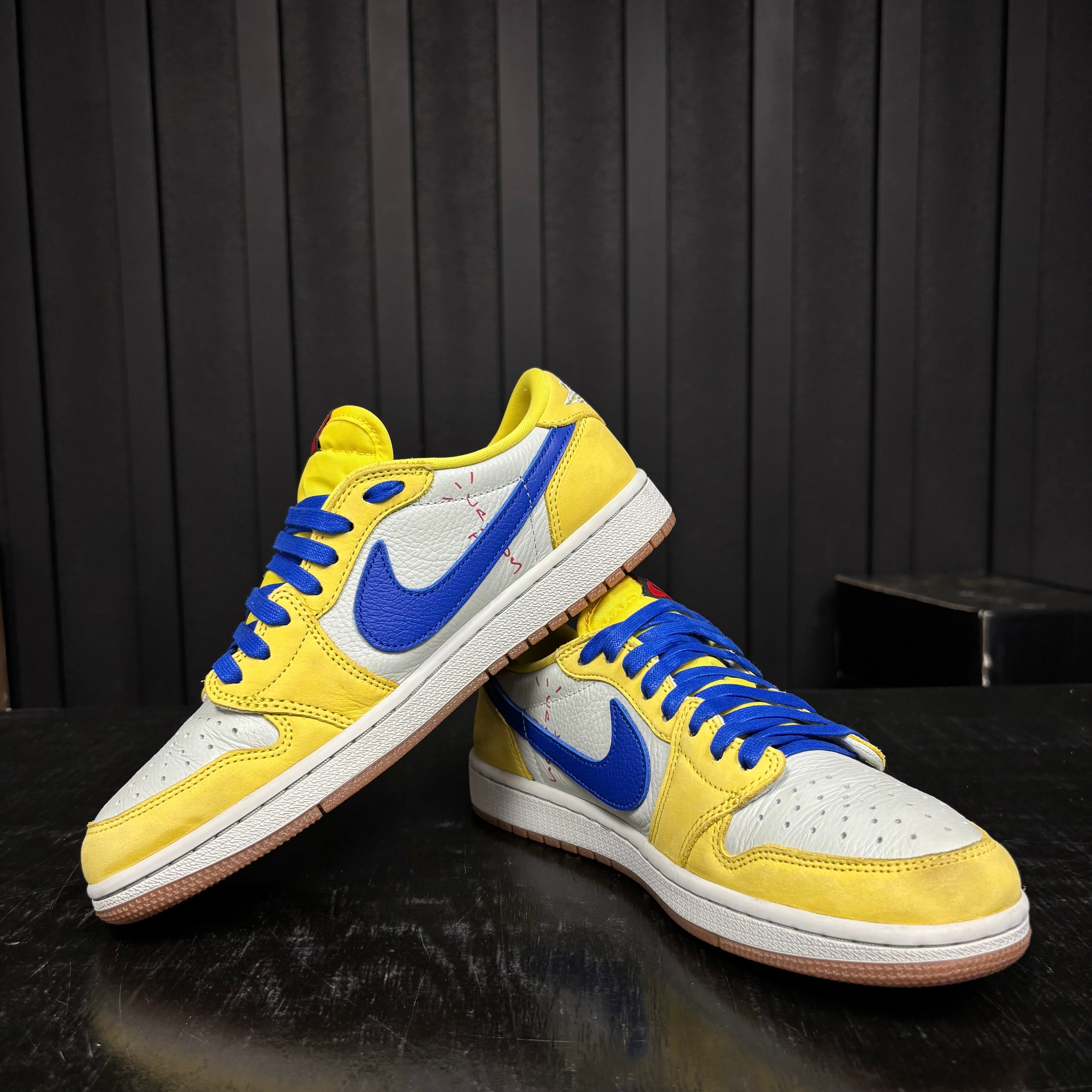 Jordan 1 Retro Low OG SP Travis Scott Canary (Women's) - Used - 3947