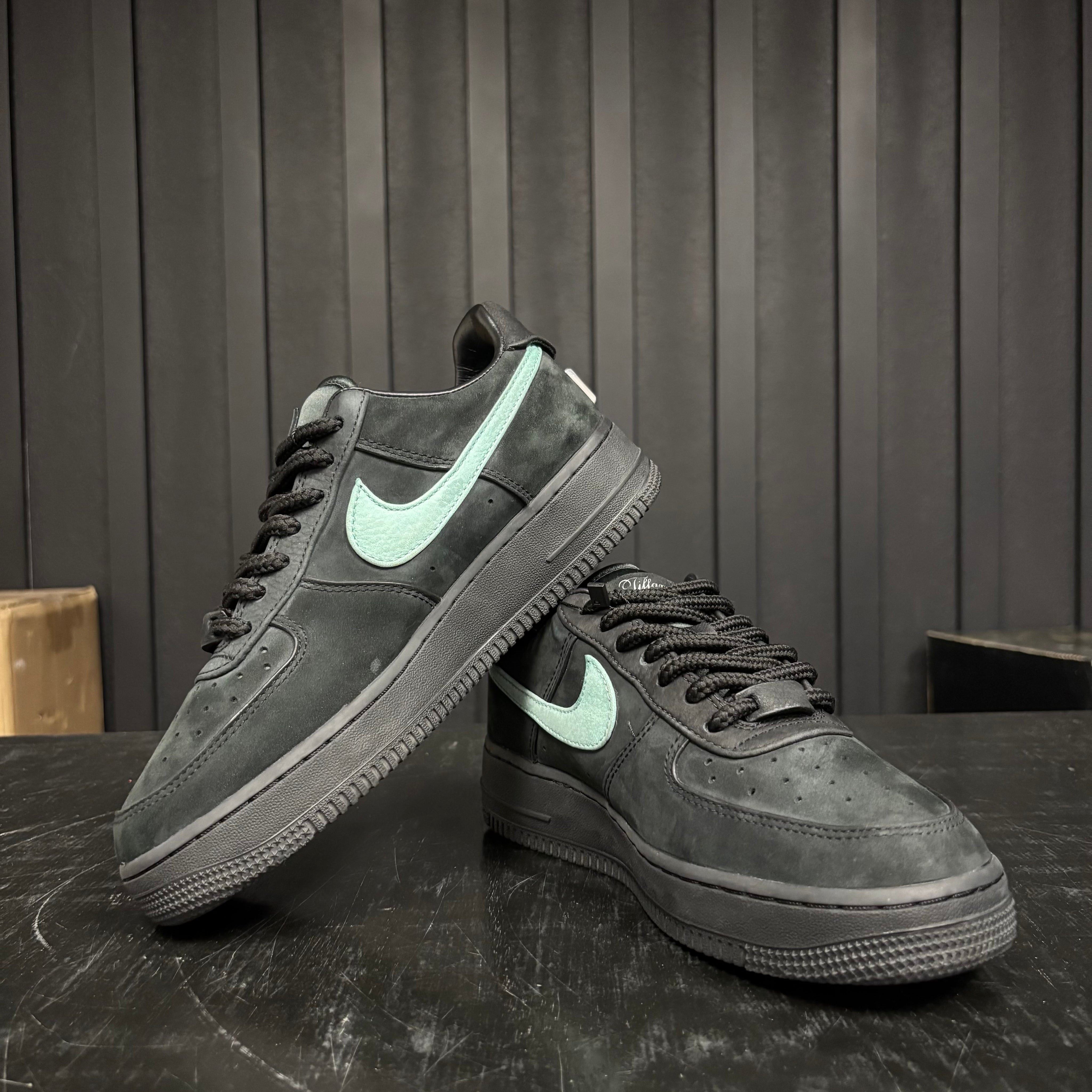Nike Air Force 1 Low Tiffany & Co. 1837 - Used - 4582