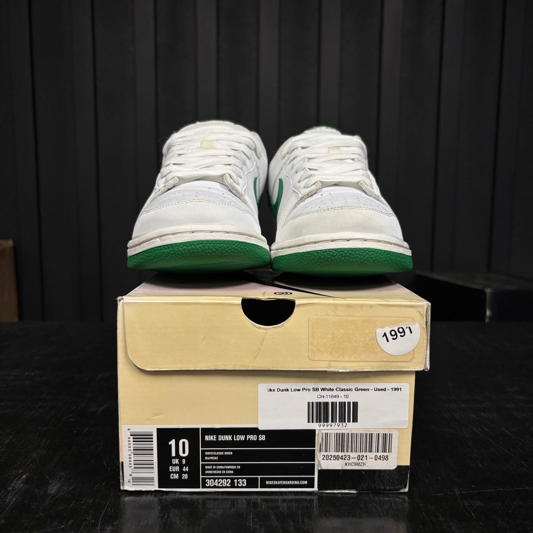 Nike Dunk Low Pro SB White Classic Green - Used - 1991