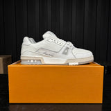 Louis Vuitton Trainer White Signature - Used - 3963