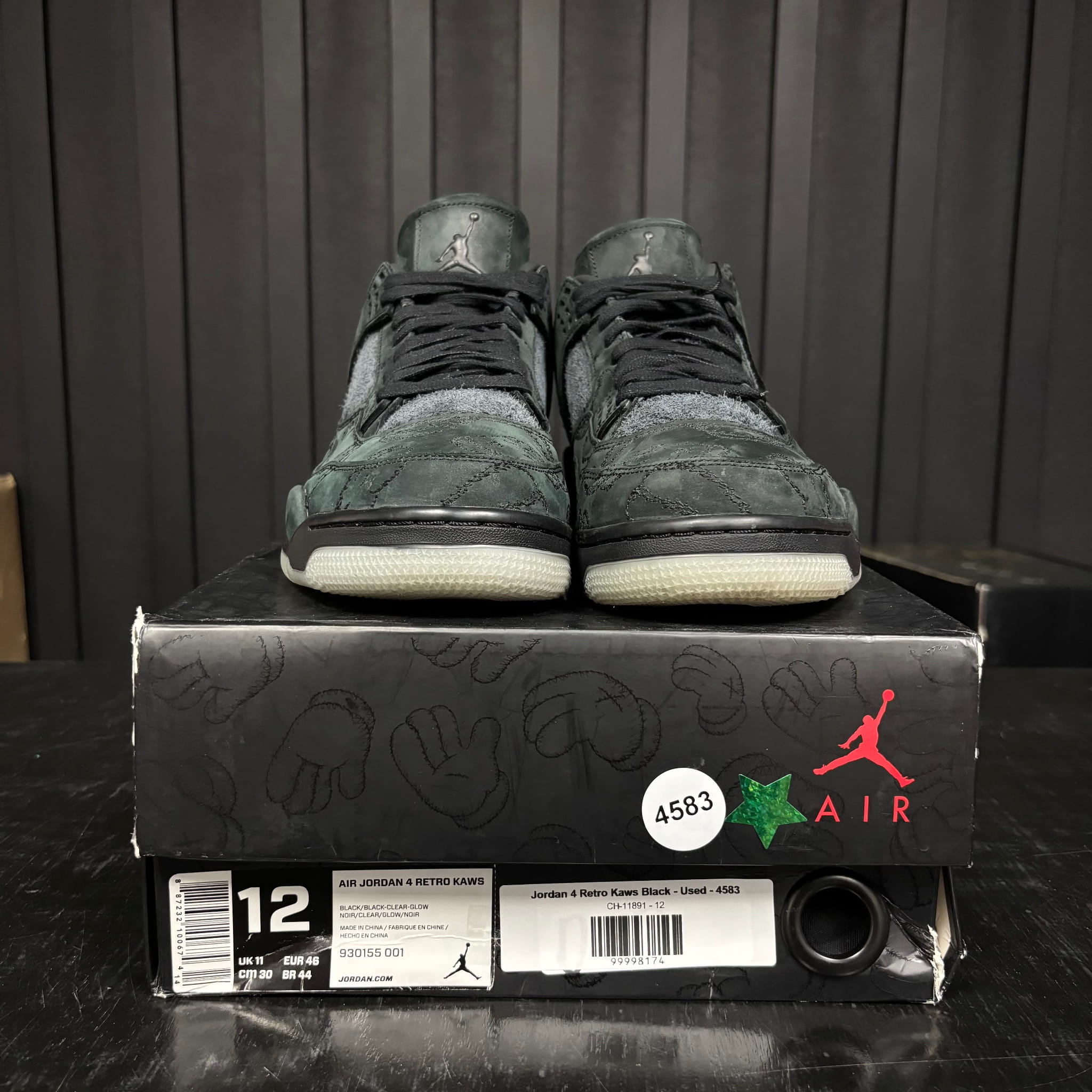 Jordan 4 Retro Kaws Black - Used - 4583