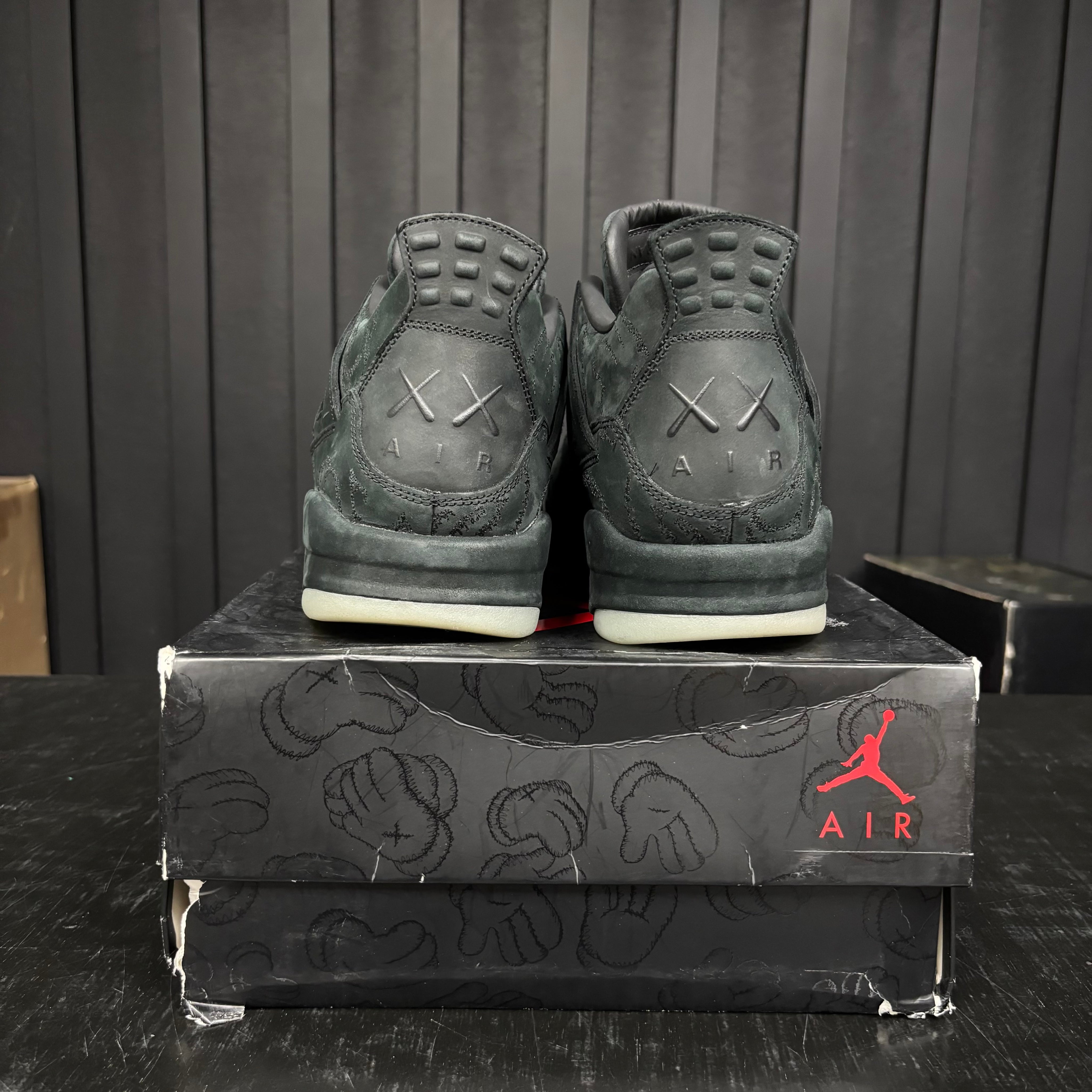 Jordan 4 Retro Kaws Black - Used - 4583