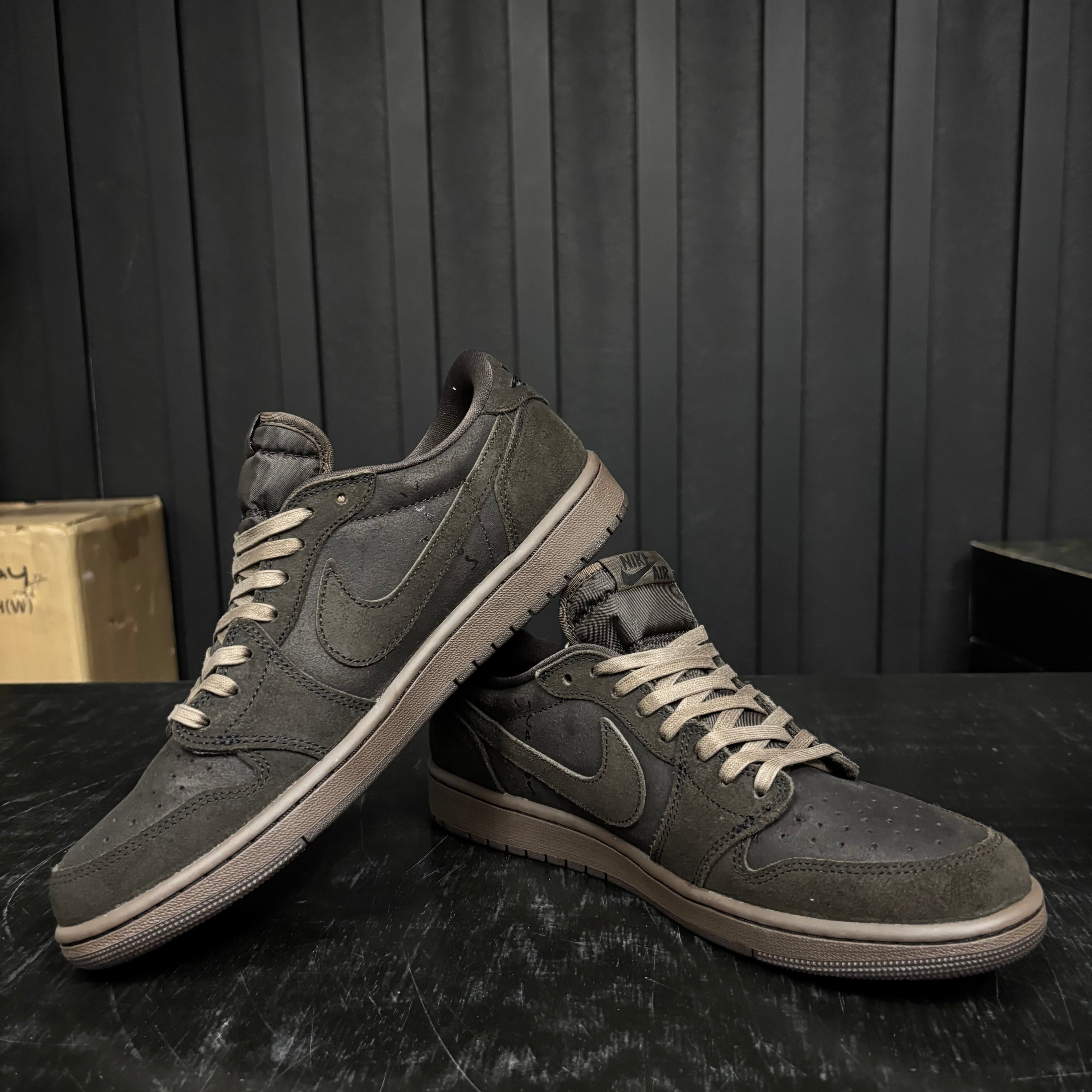 Jordan 1 Retro Low OG SP Travis Scott Velvet Brown - Used - 3953