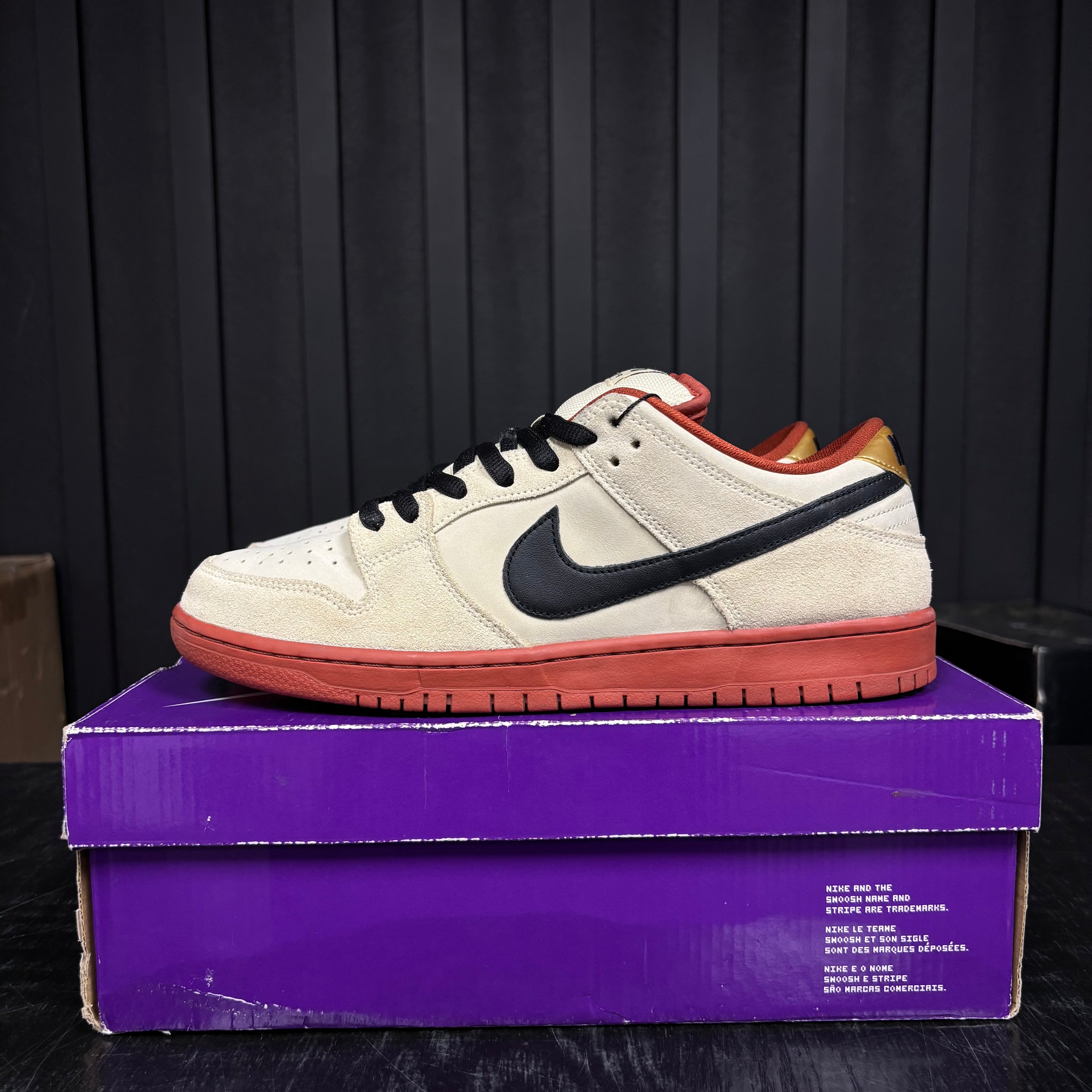 Nike SB Dunk Low Pro Hennessy - Used - 3935