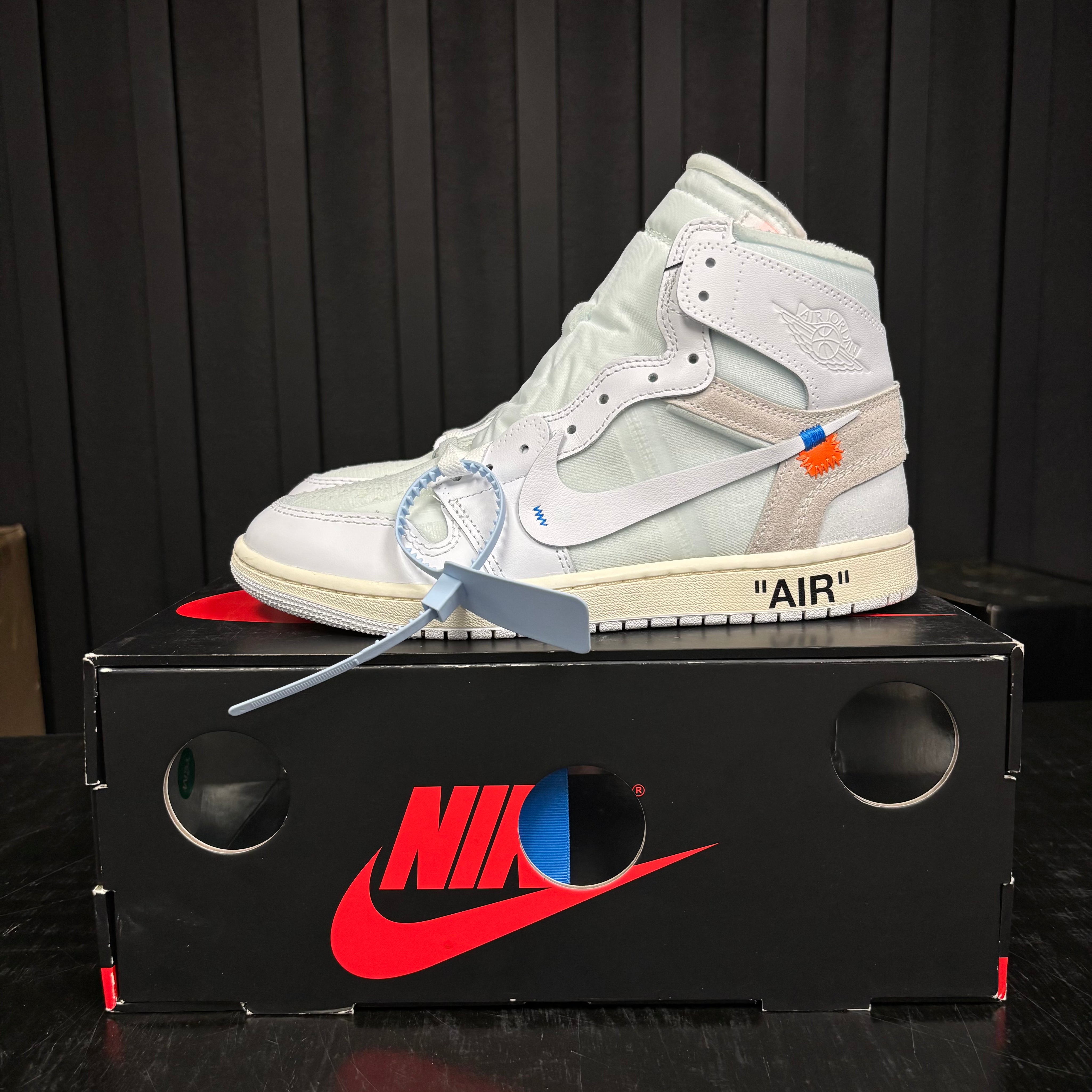 Jordan 1 Retro High Virgil Abloh Archive Alaska - Used - 3926