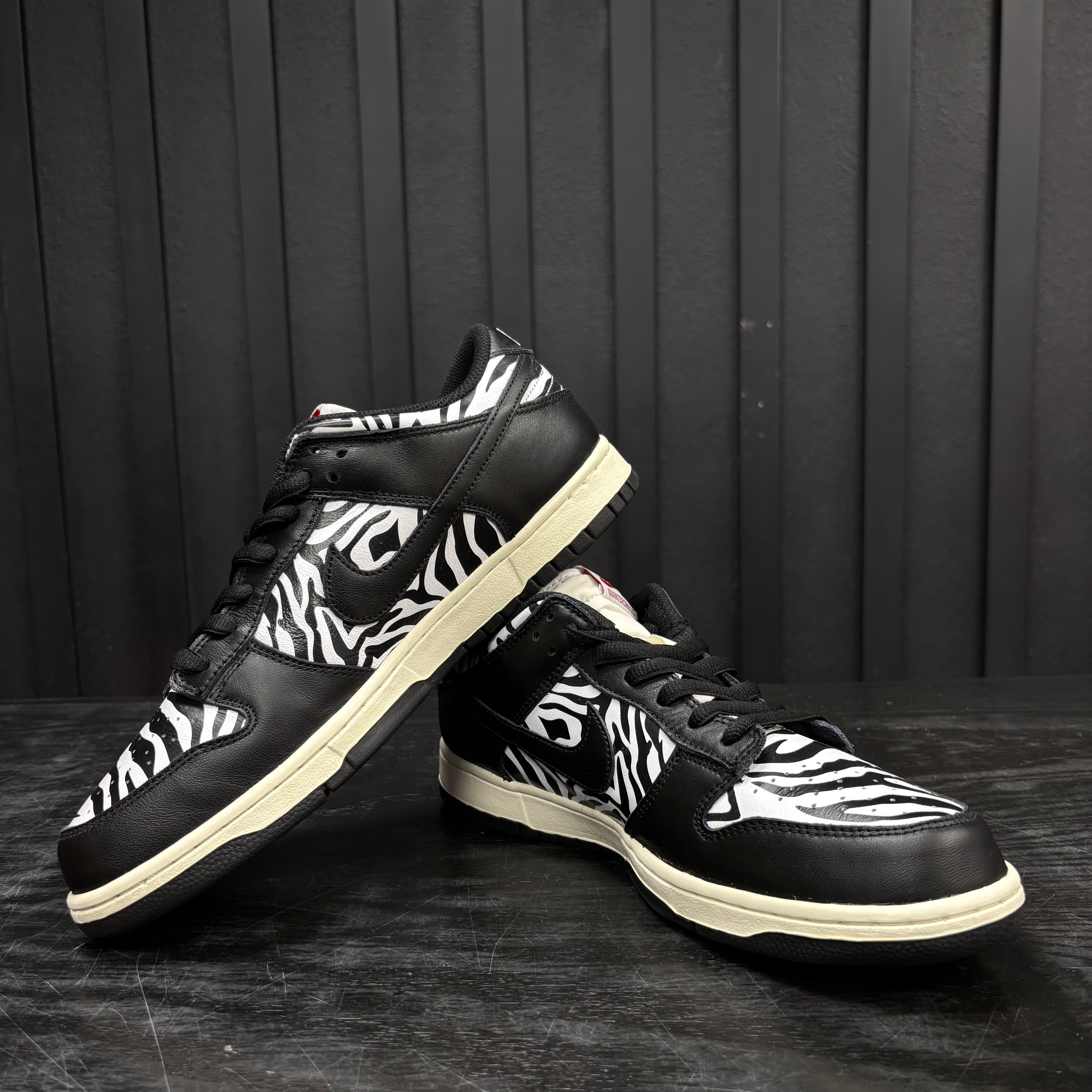 Nike SB Dunk Low OG QS Quartersnacks Zebra - Used 4554