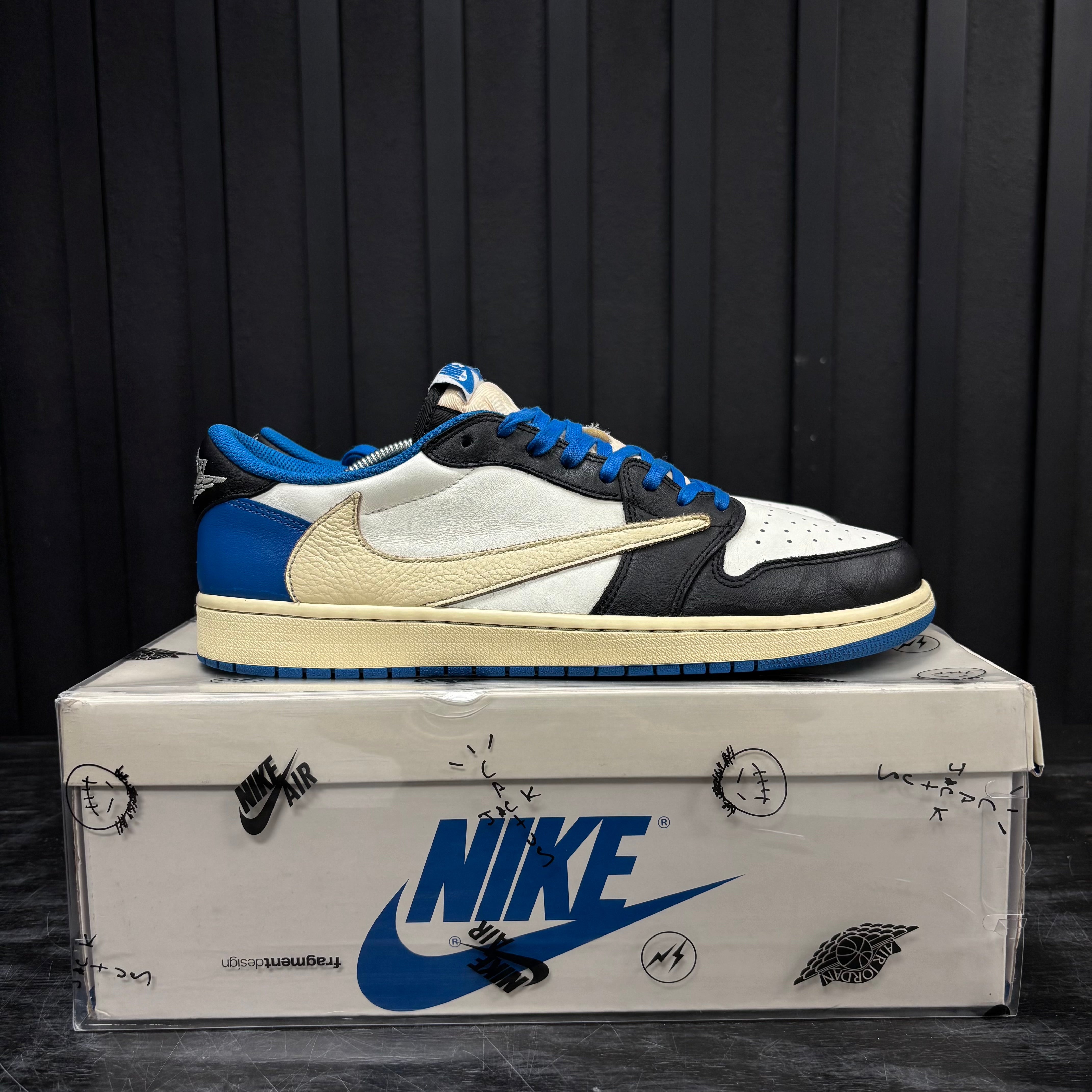 Jordan 1 Retro Low OG SP Fragment x Travis Scott - Used - 3976