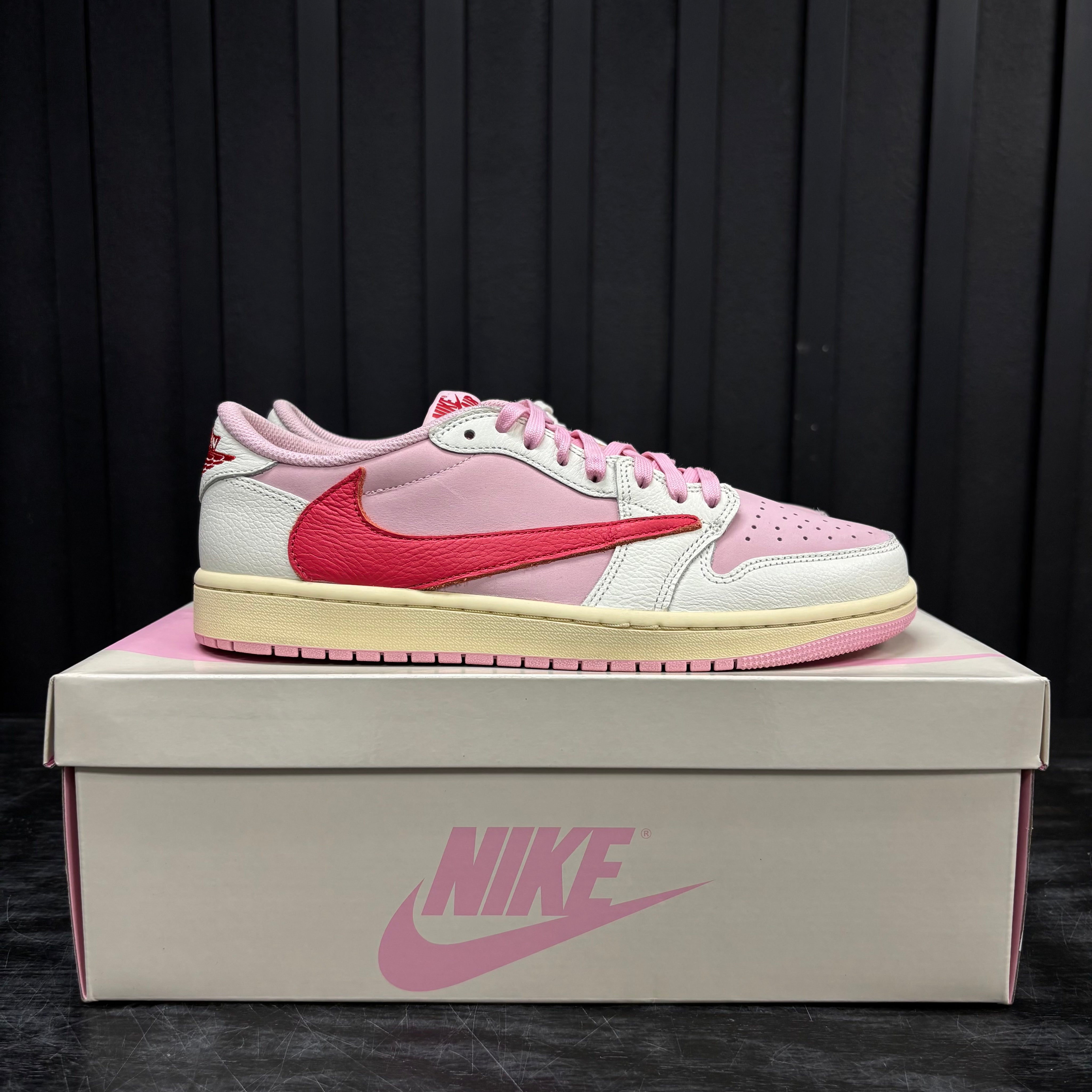 Jordan 1 Retro Low OG SP Travis Scott Sail Tropical Pink - Used - 3965