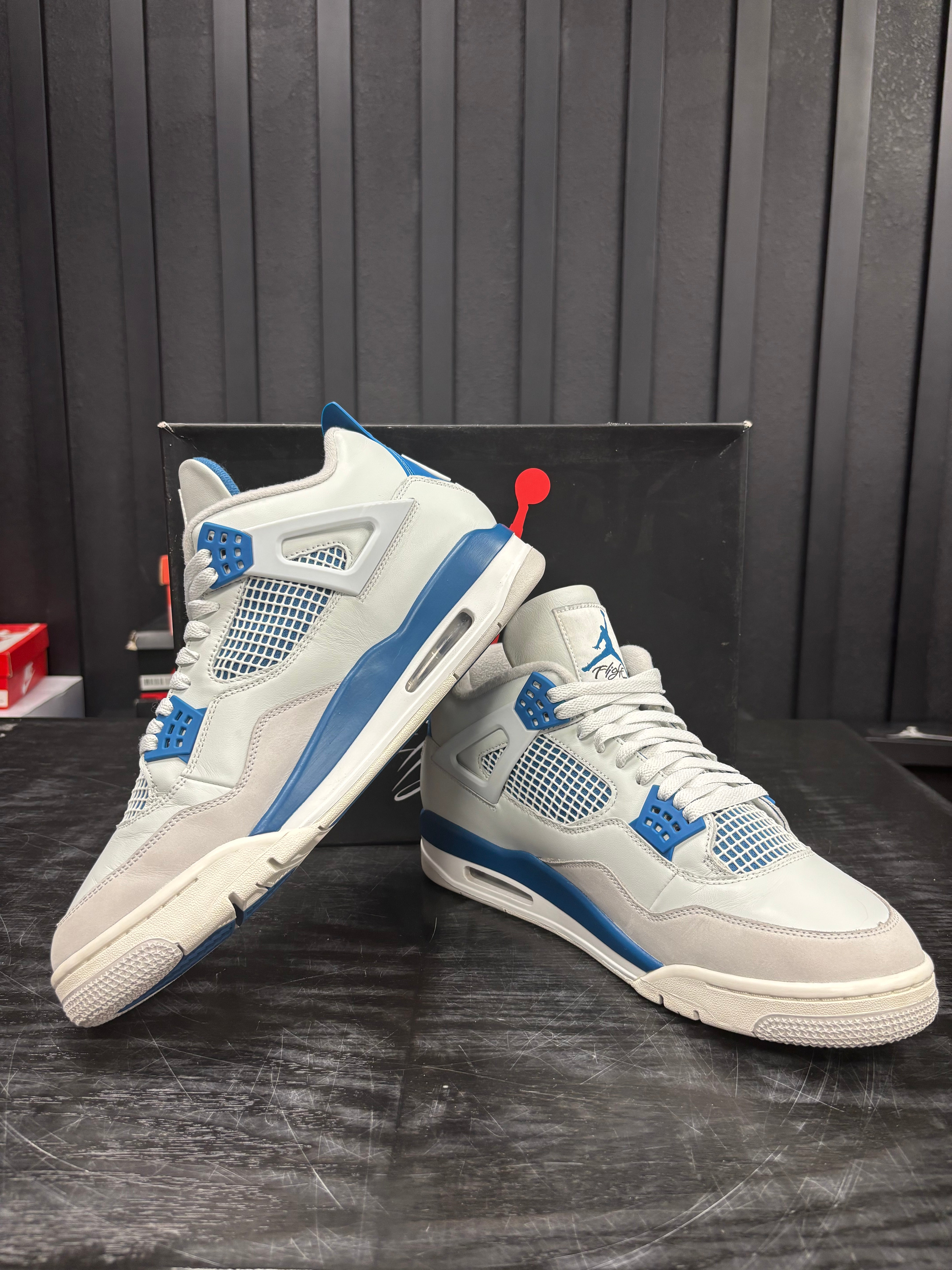 Jordan 4 Retro Military Blue (2024) - Used - 3847