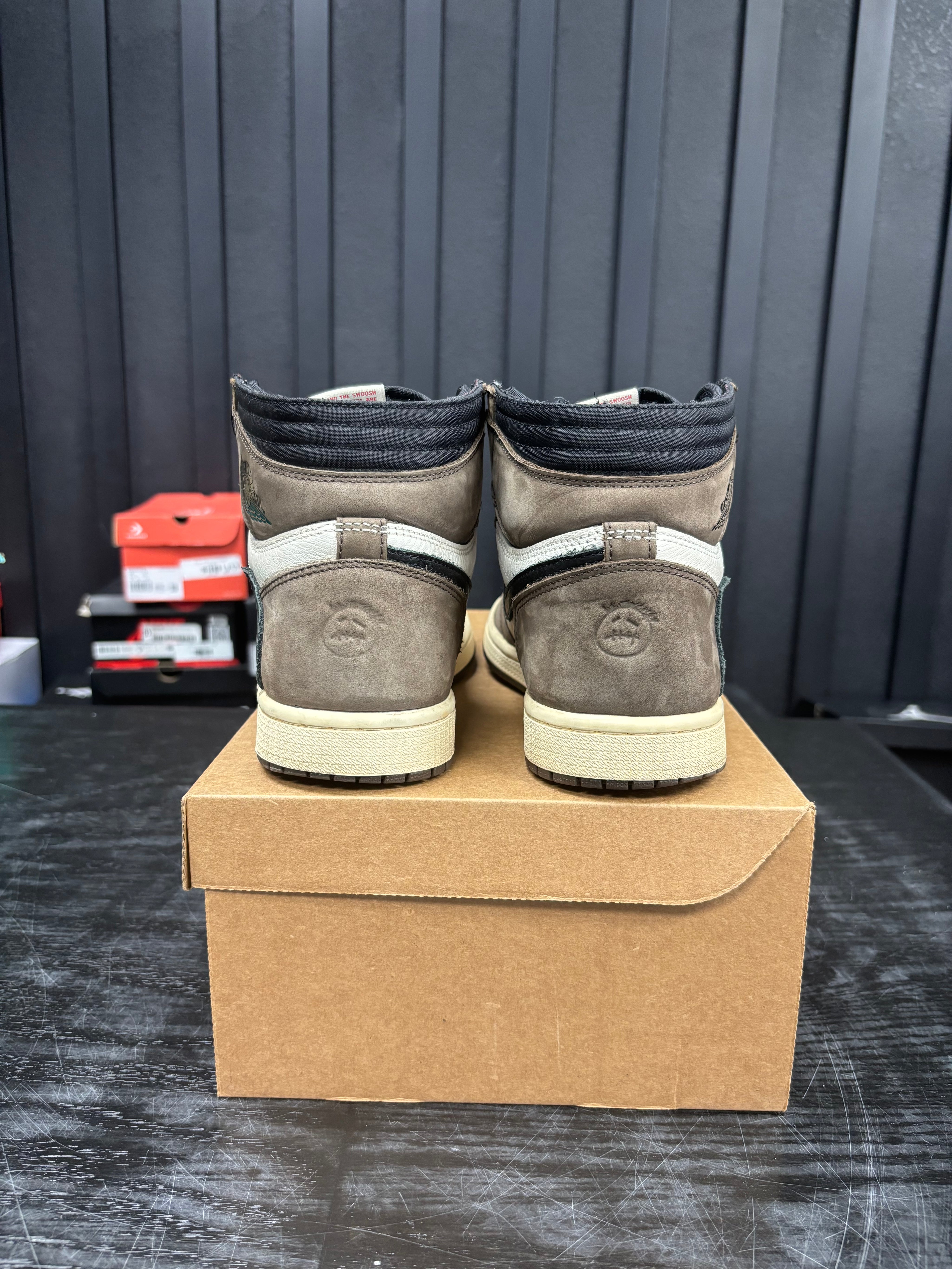 Jordan 1 Retro High OG SP Travis Scott Mocha - Used - 4383