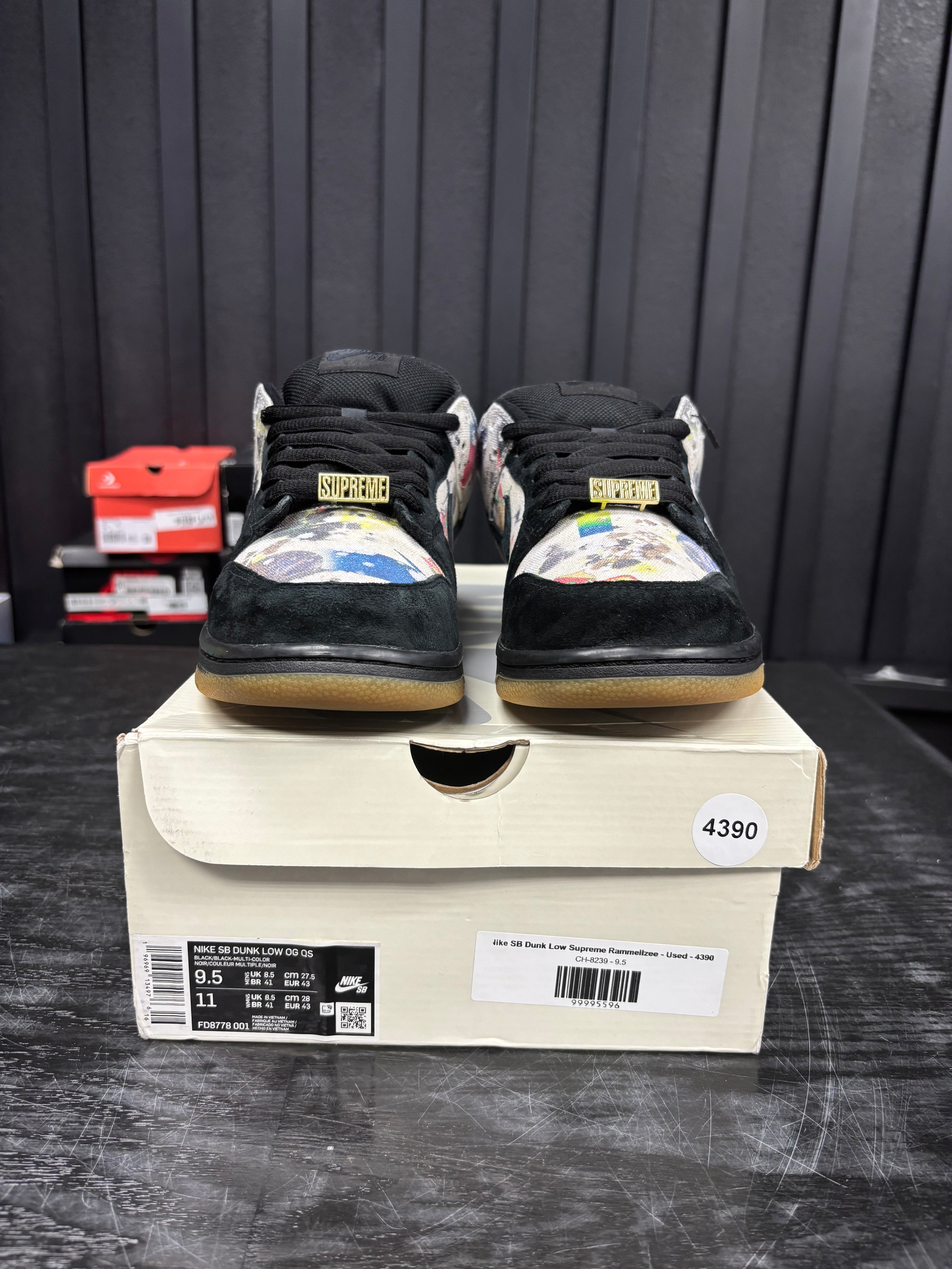 Nike SB Dunk Low Supreme Rammellzee - Used - 4390
