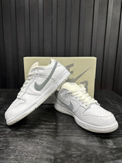 Nike SB Dunk Low Supreme 94 White Metallic Silver - Used -  4396