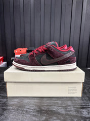 Nike SB Dunk Low Riot Skateshop - Used - 4389