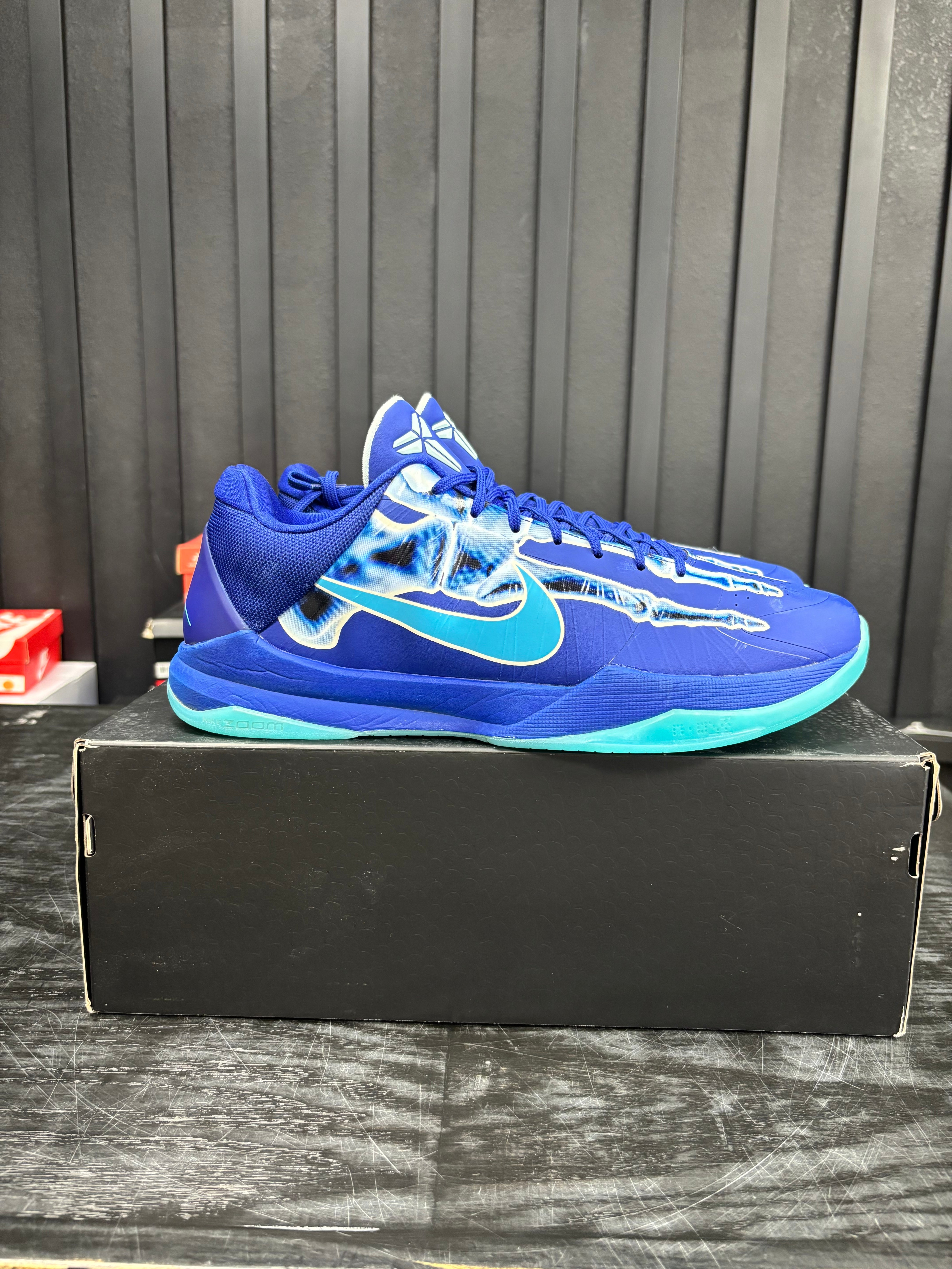 Nike Kobe 5 Protro X-Ray - Used - 3860