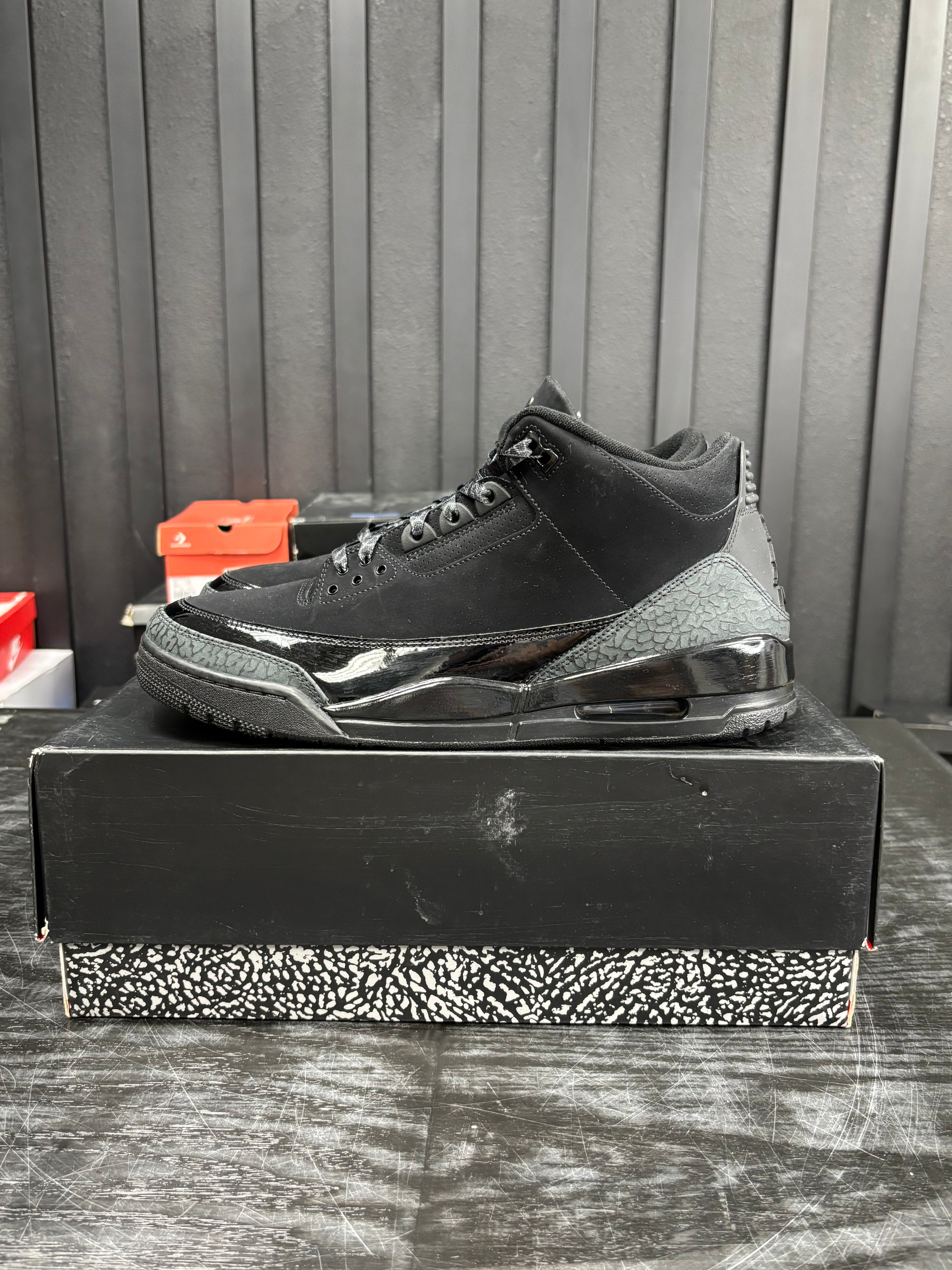 Jordan 3 Retro Black Cat (2025) - Used - 3851