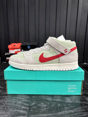 Nike SB Dunk Mid White Widow - Used - 3791