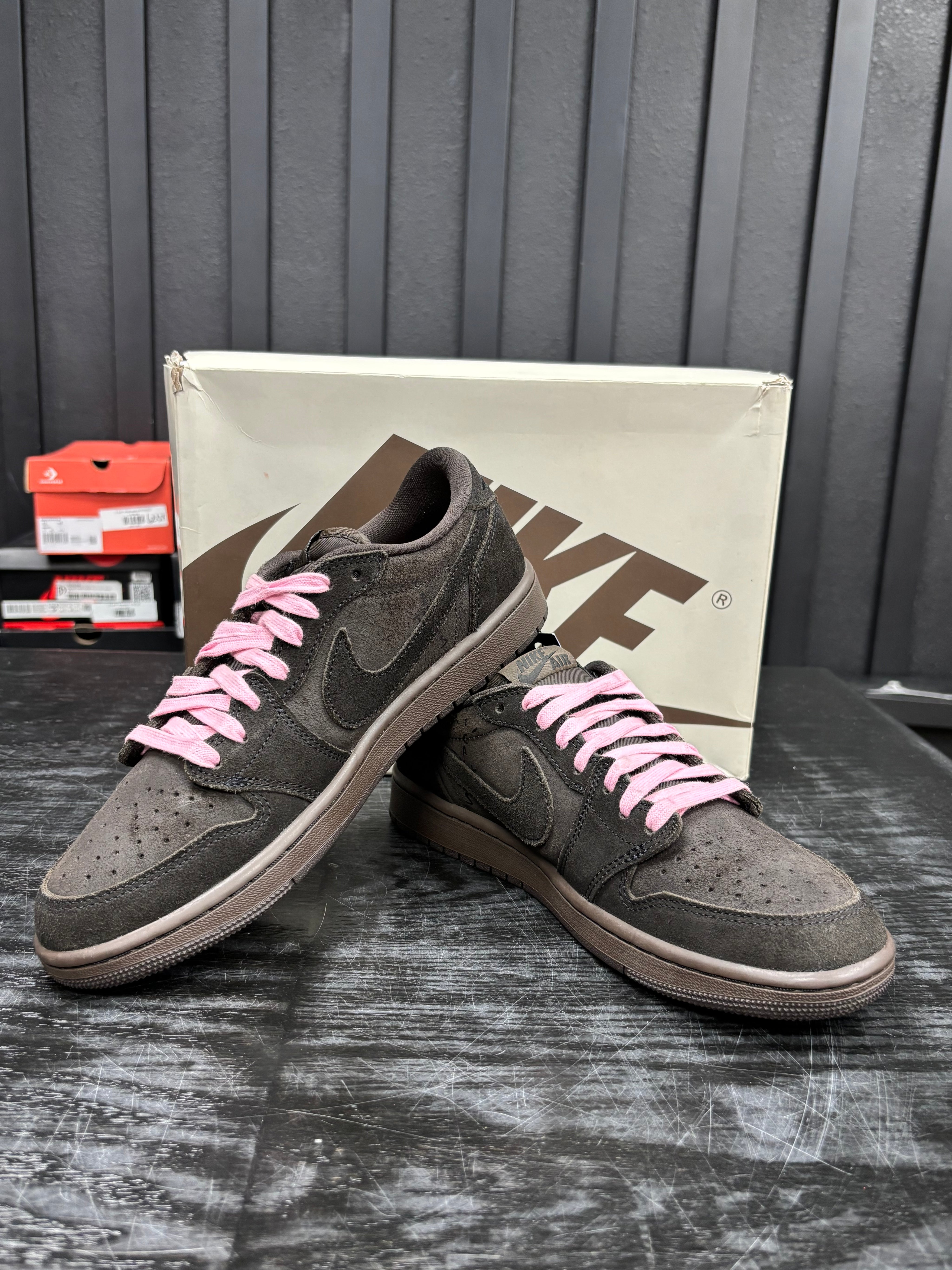 Jordan 1 Retro Low OG SP Travis Scott Velvet Brown - Used - 1864