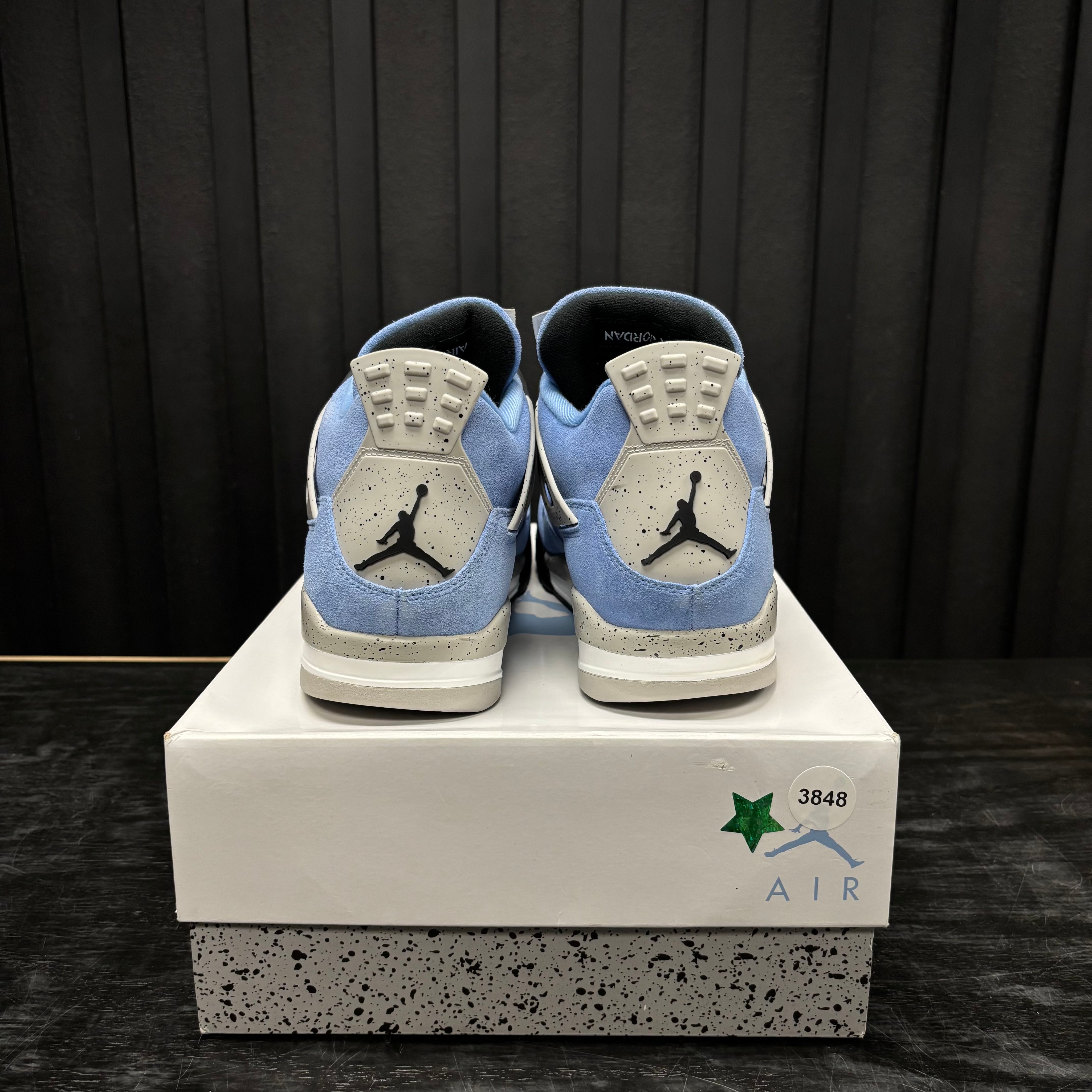 Jordan 4 Retro University Blue - Used - 3848