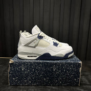 Jordan 4 Retro Midnight Navy - Used - 3840
