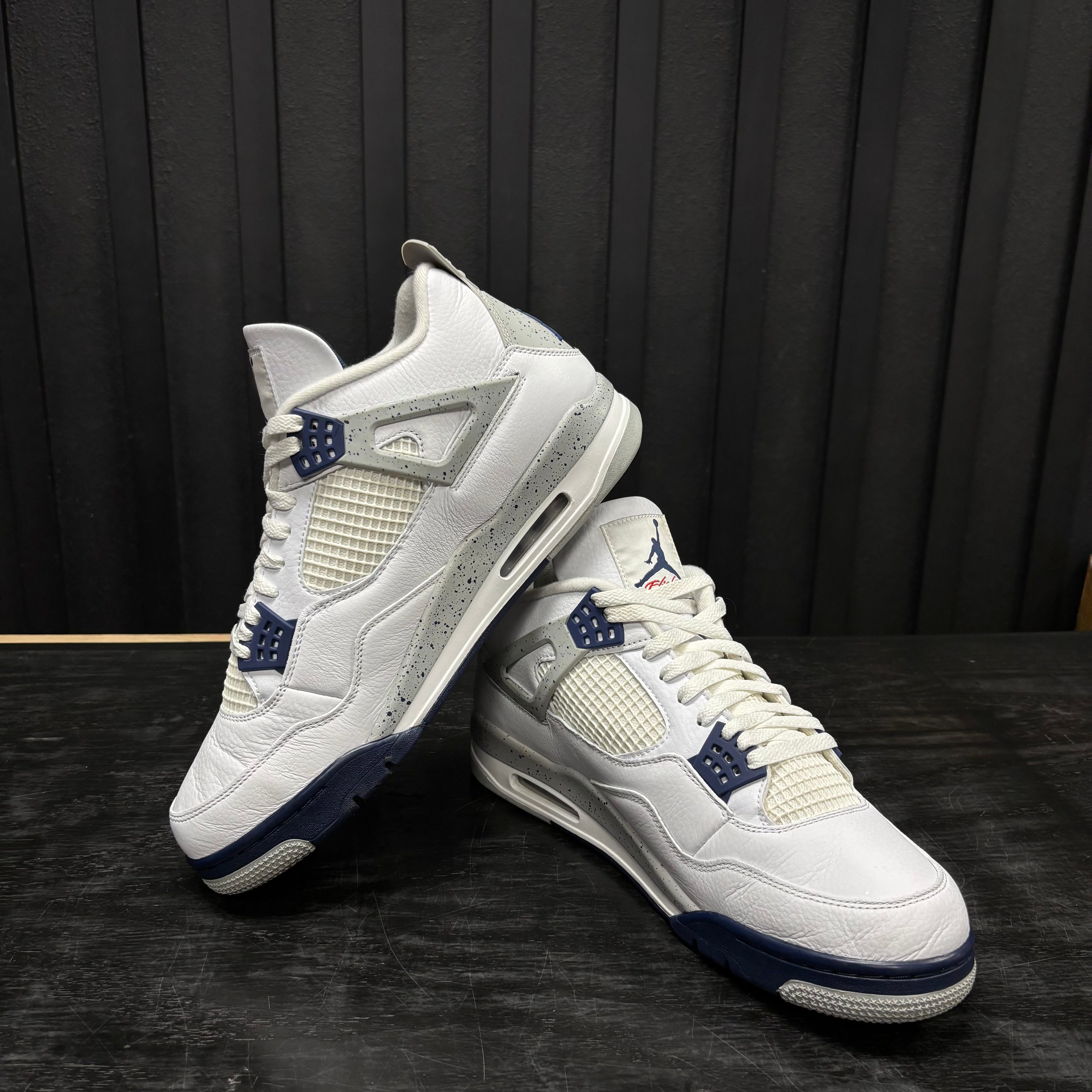 Jordan 4 Retro Midnight Navy - Used - 3840