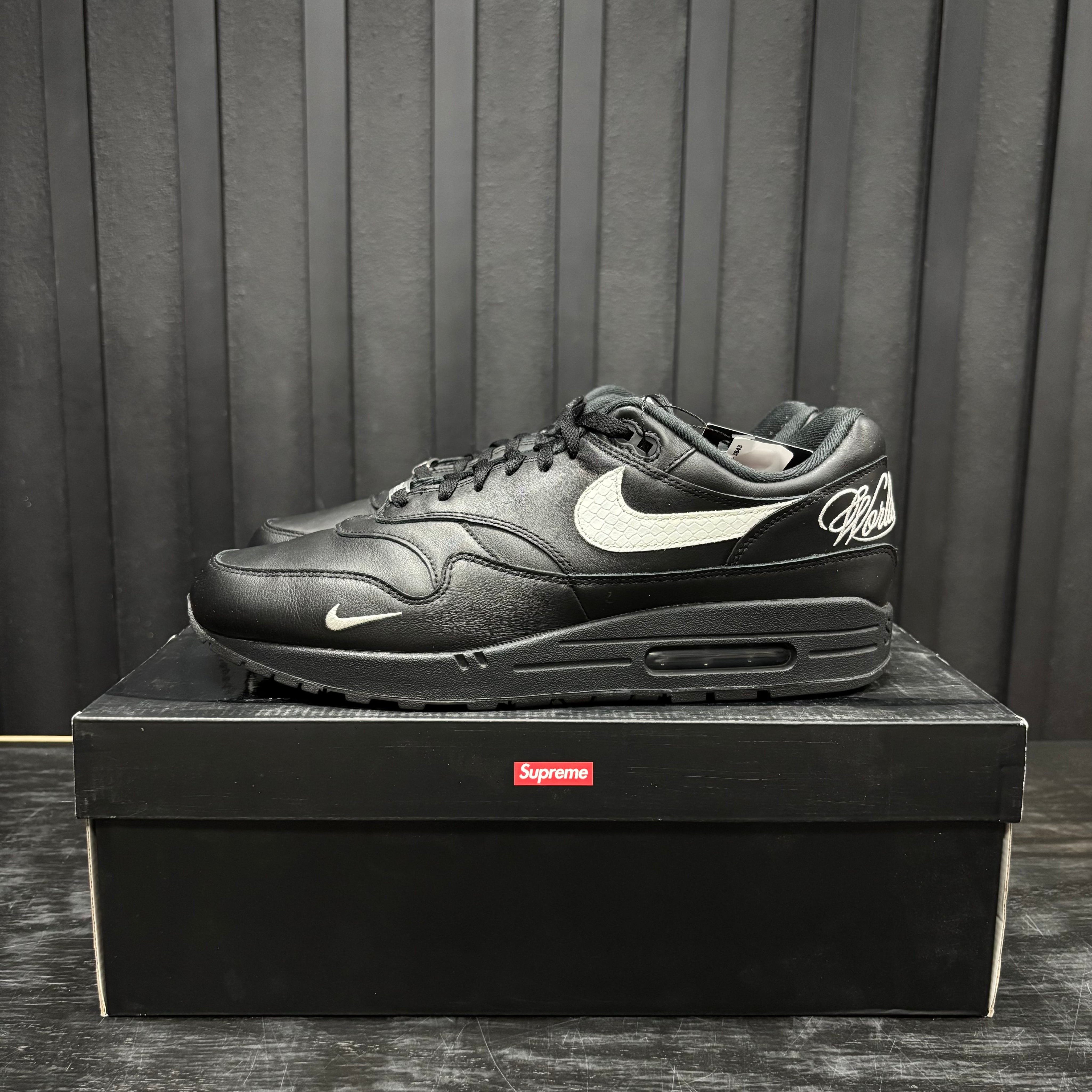 Nike Air Max 1 '87 SP Supreme Black White - Used - 3843