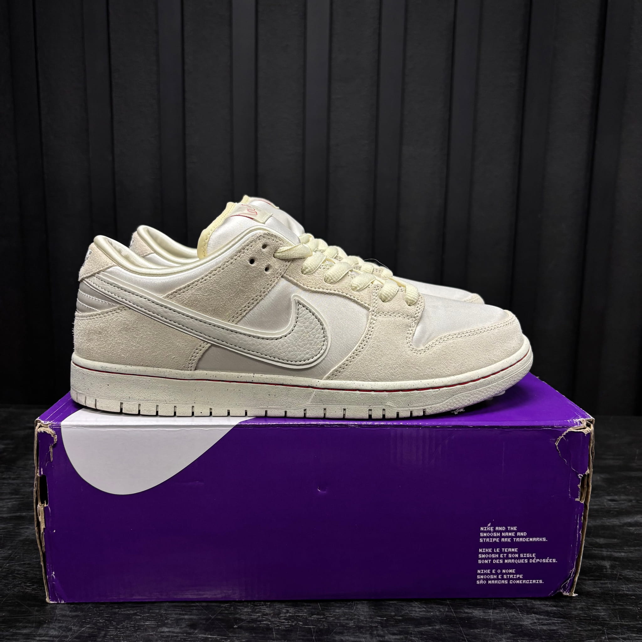 Nike SB Dunk Low City of Love Light Bone - Used - 3793