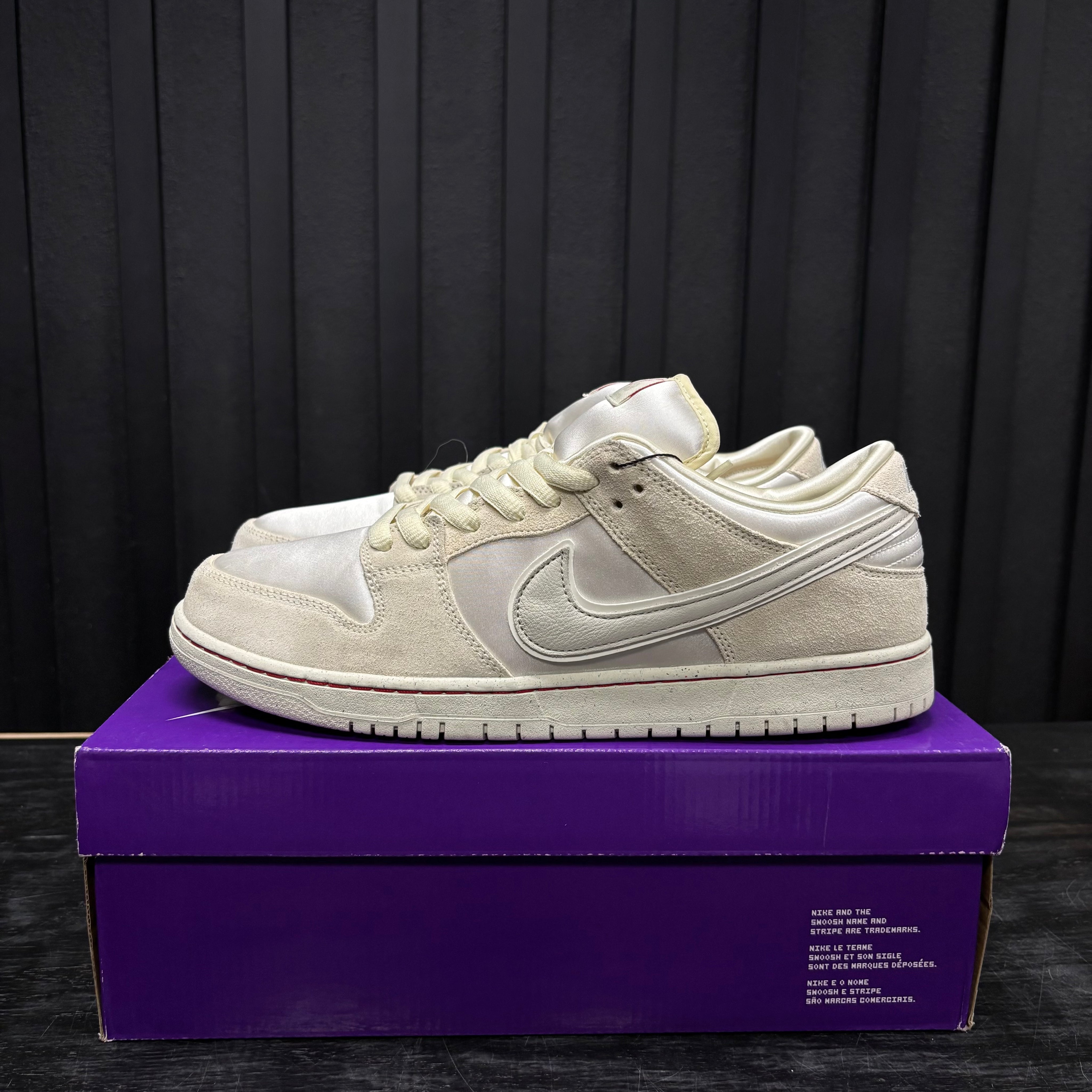 Nike SB Dunk Low City of Love Light Bone - Used - 3793