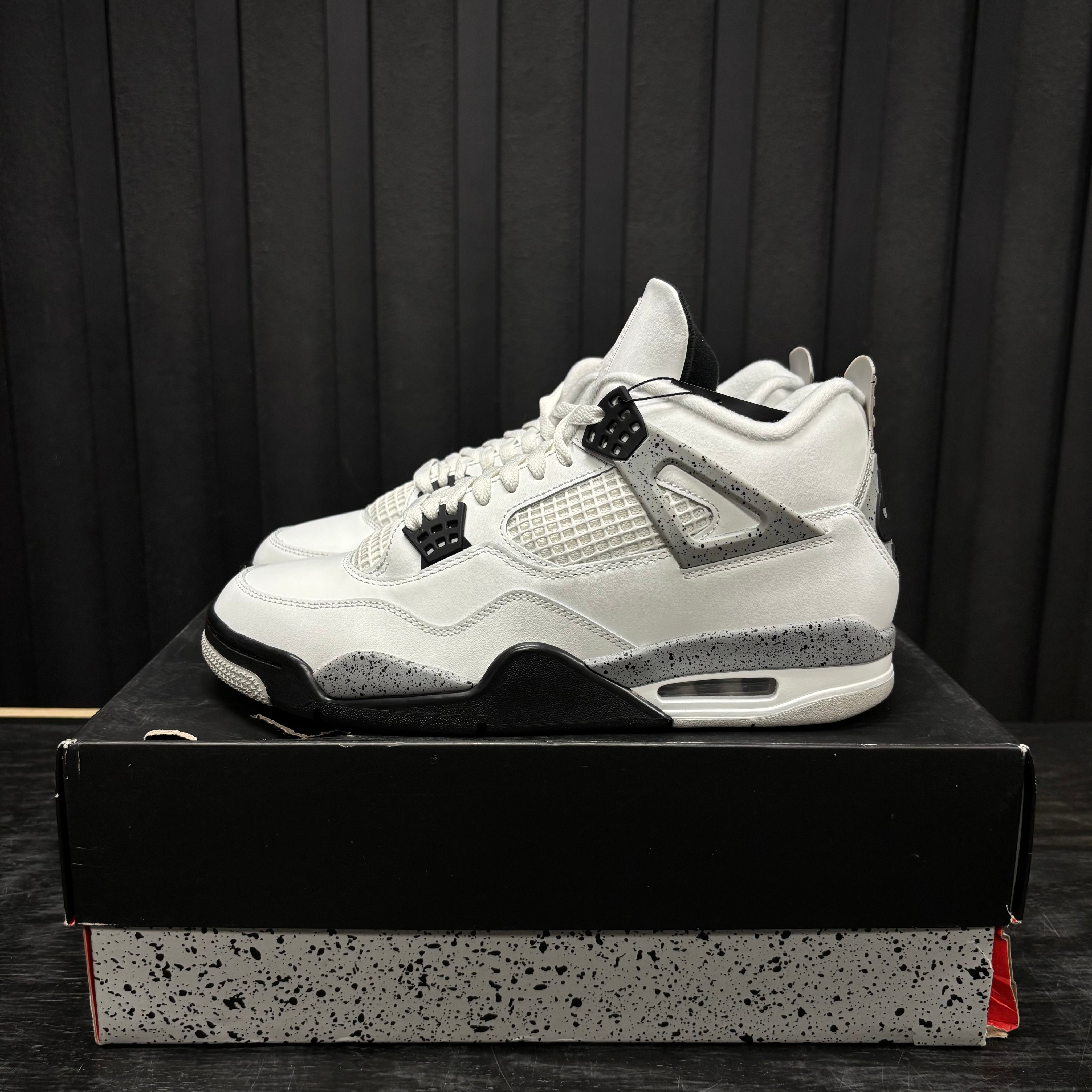 Jordan 4 Retro White Cement (2025) - Used - 3826
