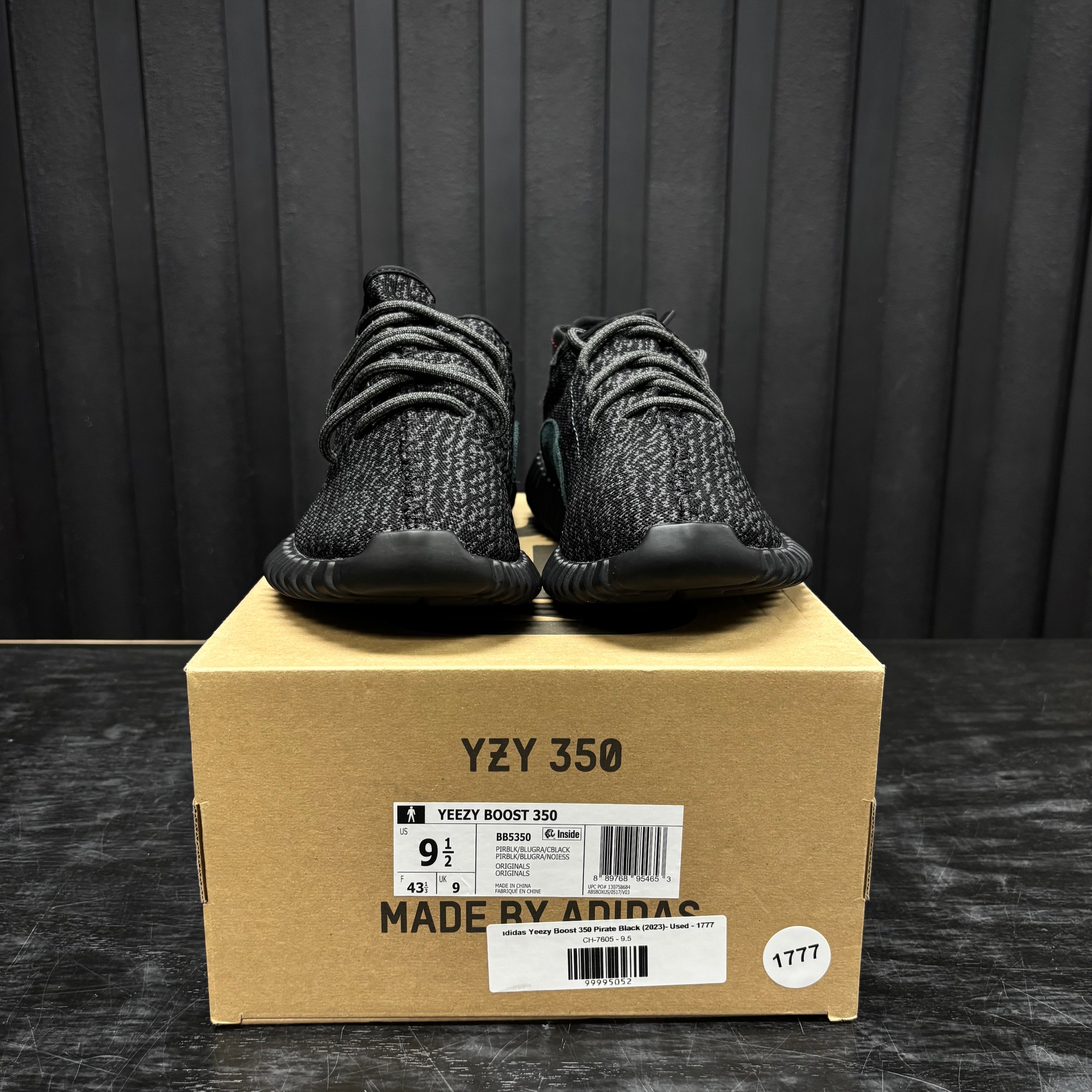 yeezy boost 350 pirate black box What I recieved in my Yeezy pirate 350 box : r/yeezys