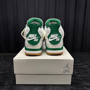 Jordan 4 Retro SB Pine Green - Used - 1848