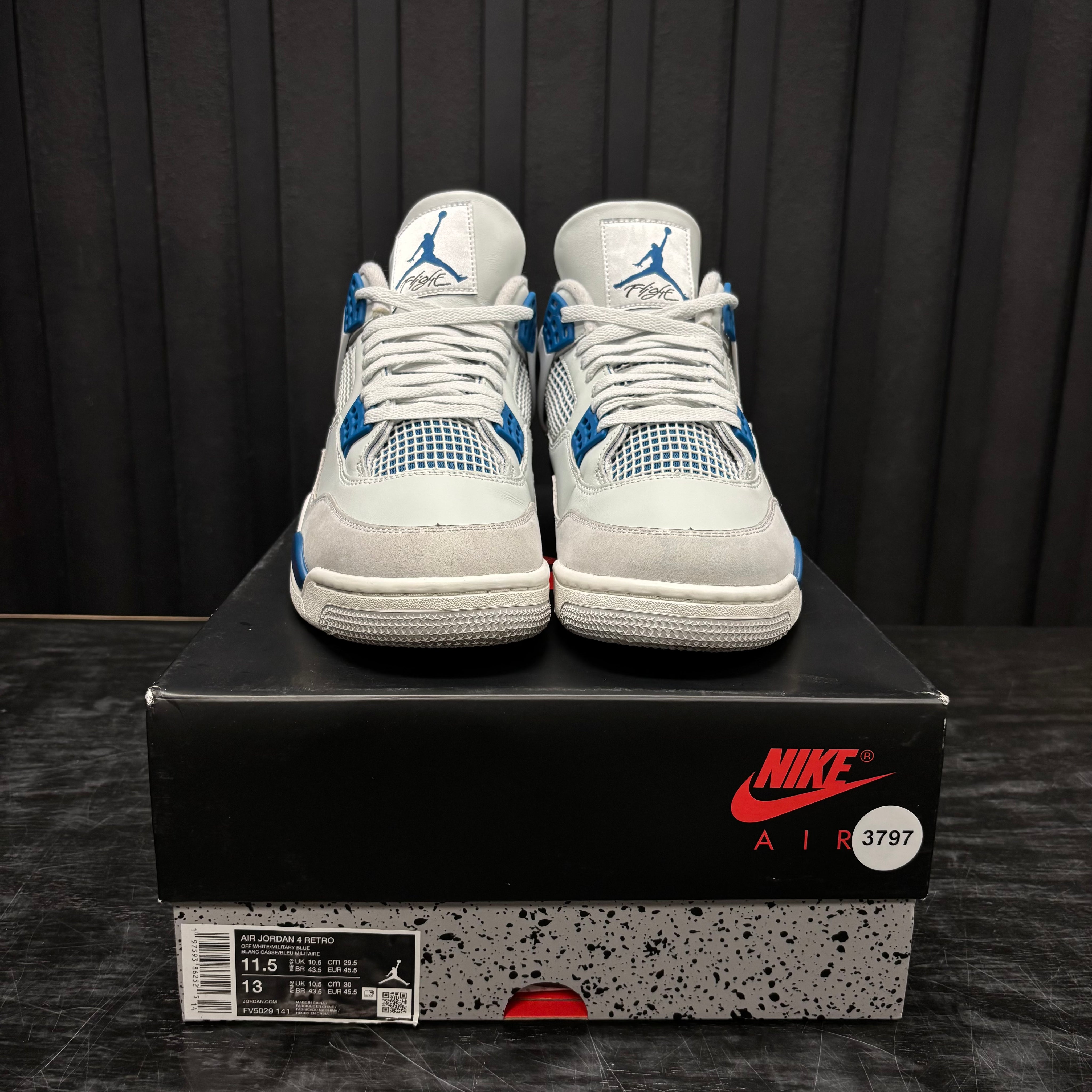 Jordan 4 Retro Military Blue (2024) - Used - 3797