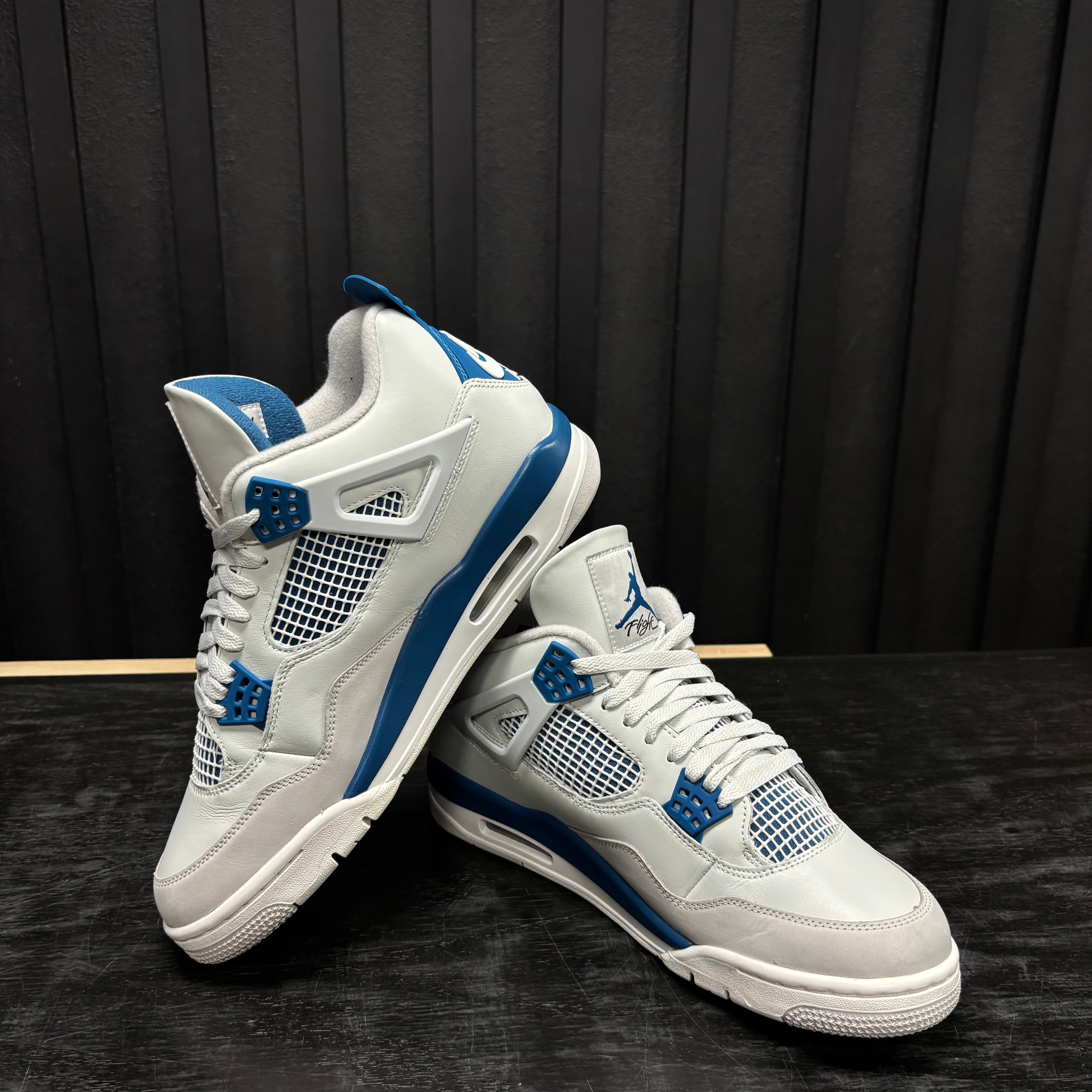 Jordan 4 Retro Military Blue (2024) - Used - 3797