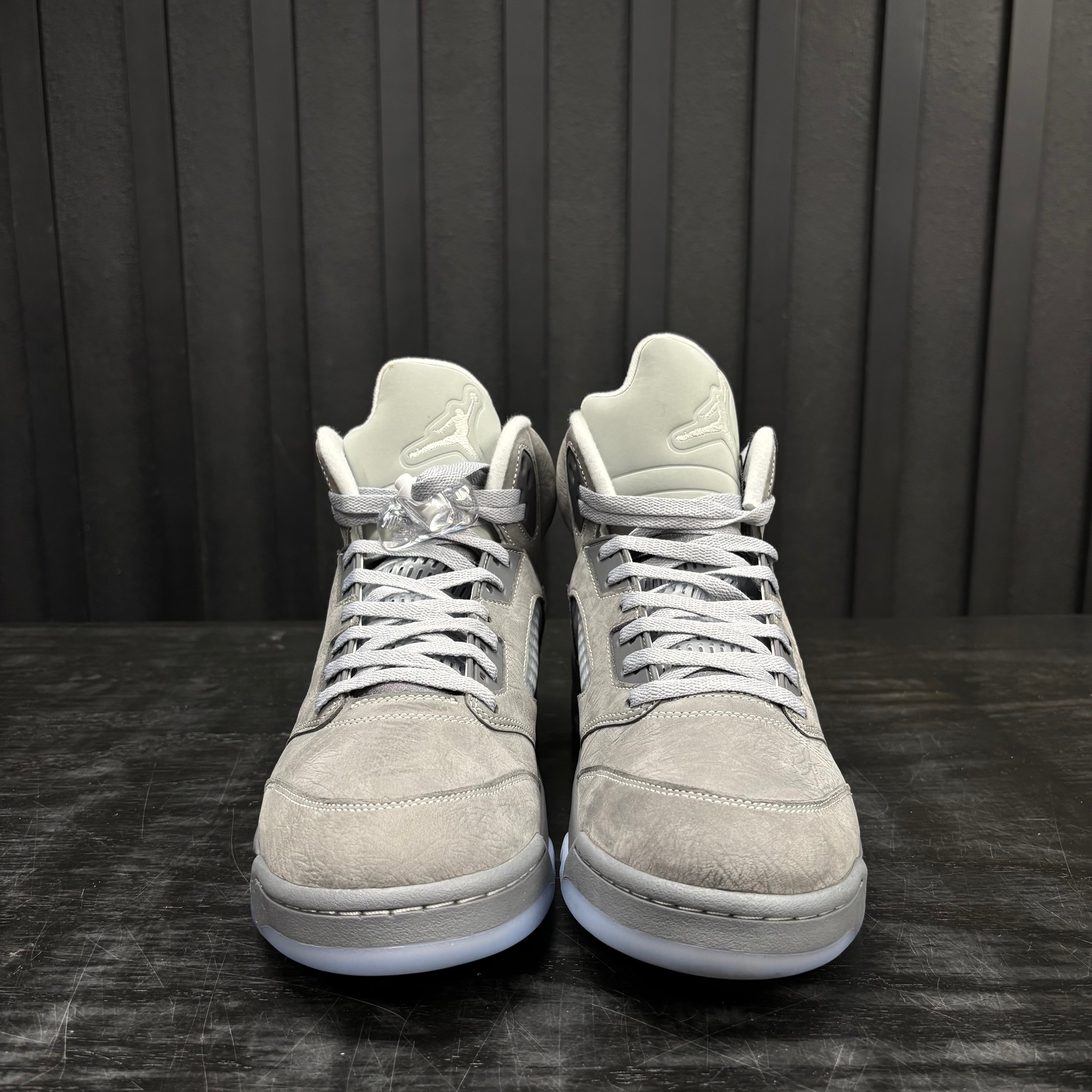 Jordan 5 Retro Wolf Grey (2026) - Used - 3873