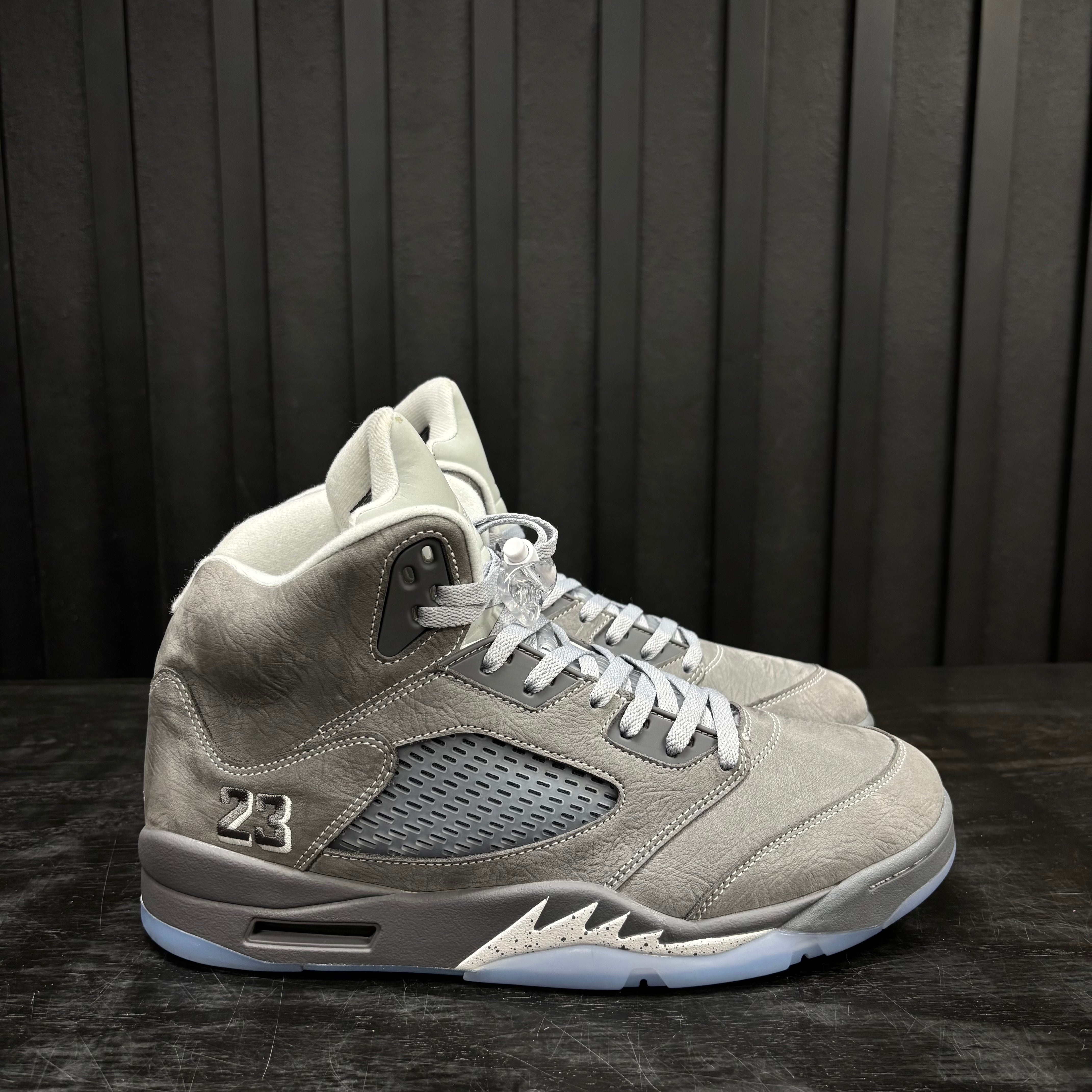 Jordan 5 Retro Wolf Grey (2026) - Used - 3873