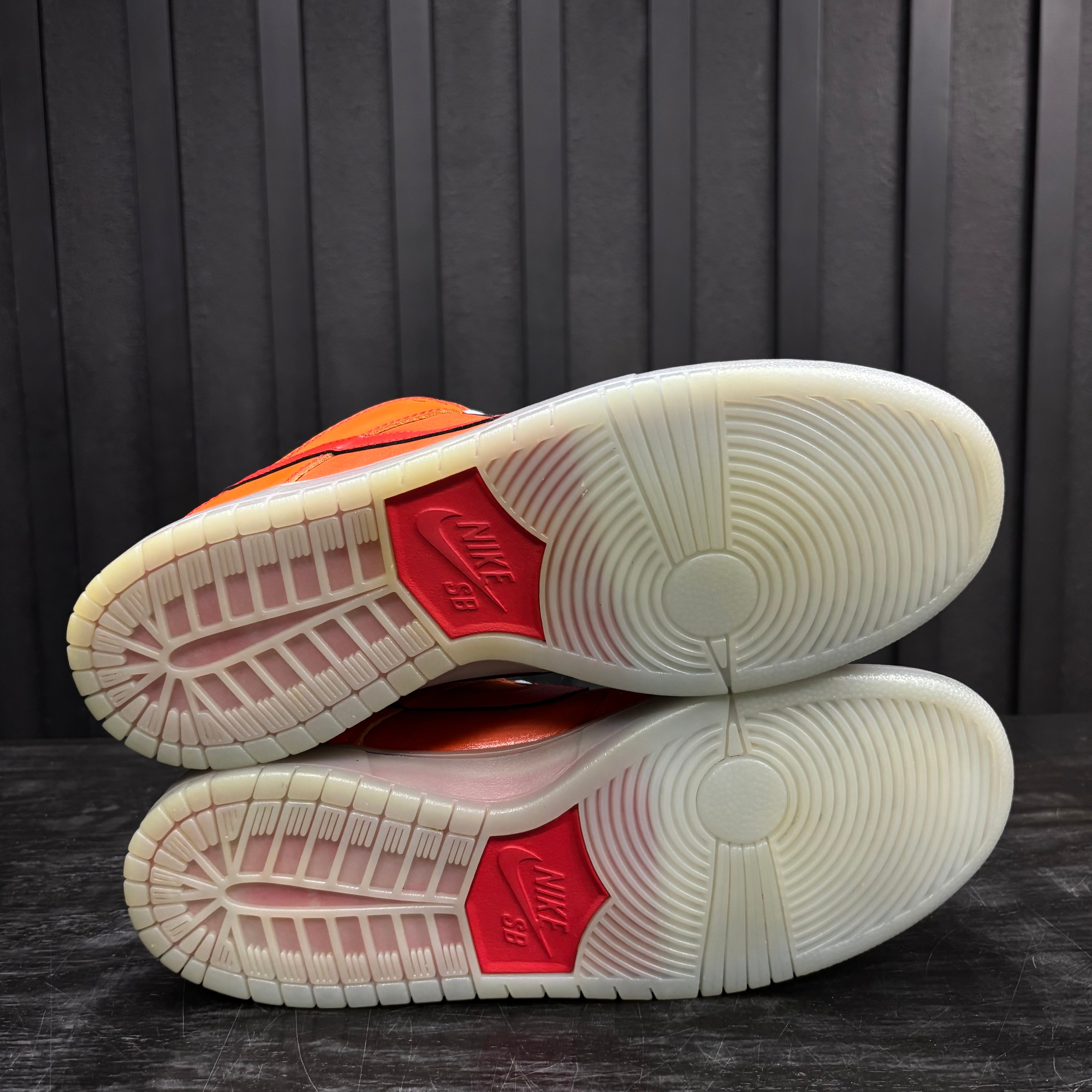 Nike SB Dunk Low Gamma Orange - Used - 3795