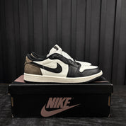 Jordan 1 Retro Low OG Mocha - Used - 1866