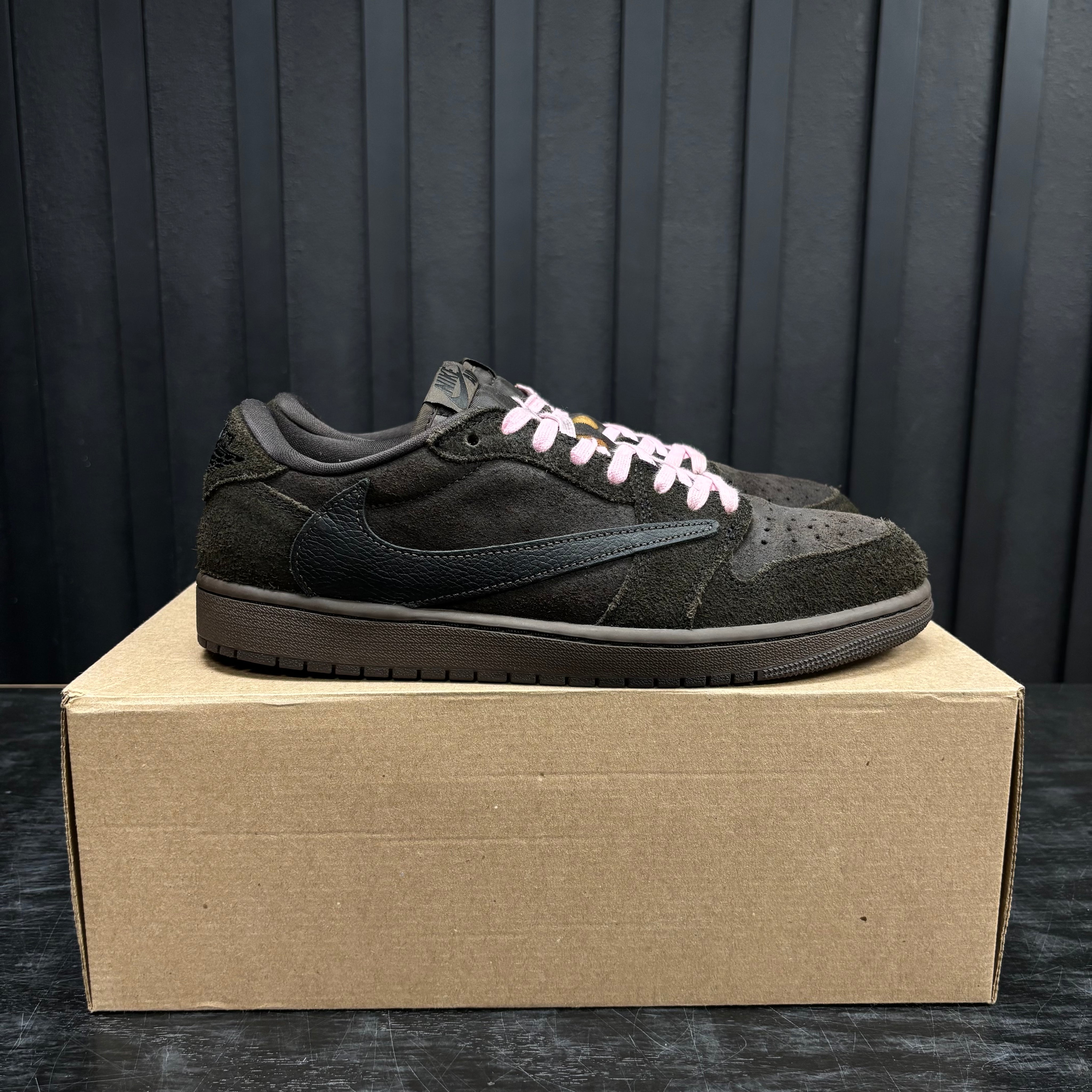 Jordan 1 Retro Low OG SP Travis Scott Velvet Brown - Used - 1870