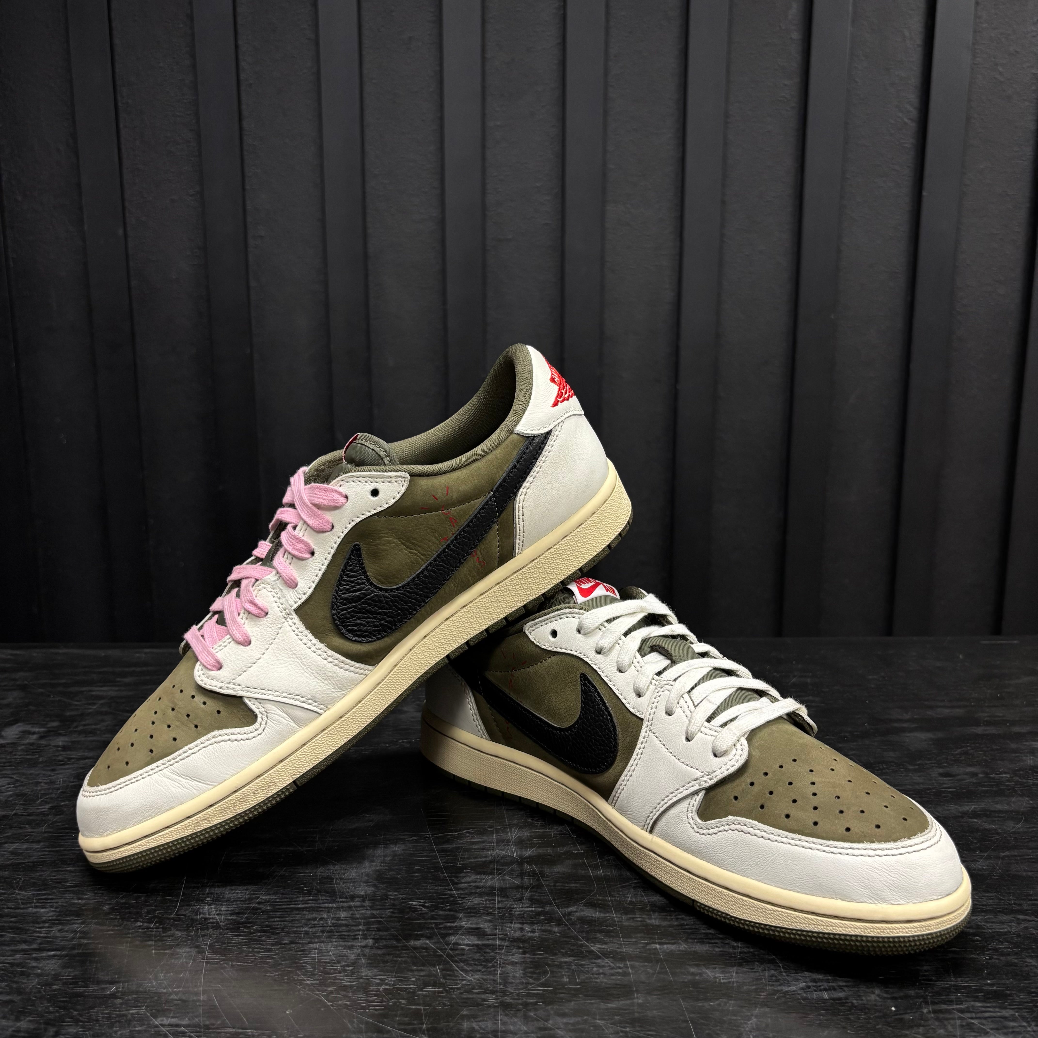 Jordan 1 Retro Low OG SP Travis Scott Medium Olive - Used - 1877