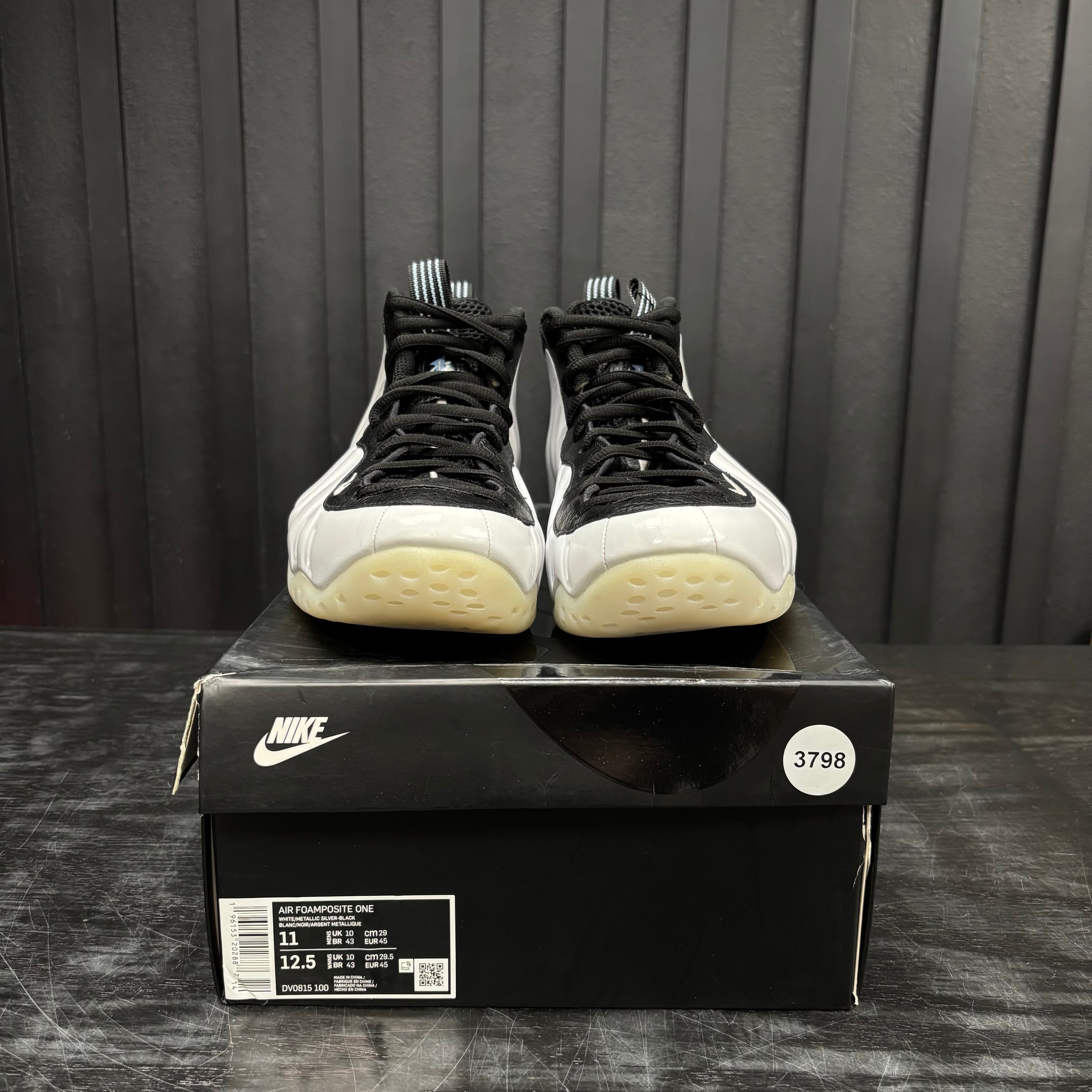 Nike Air Foamposite One Penny PE - Used - 3798