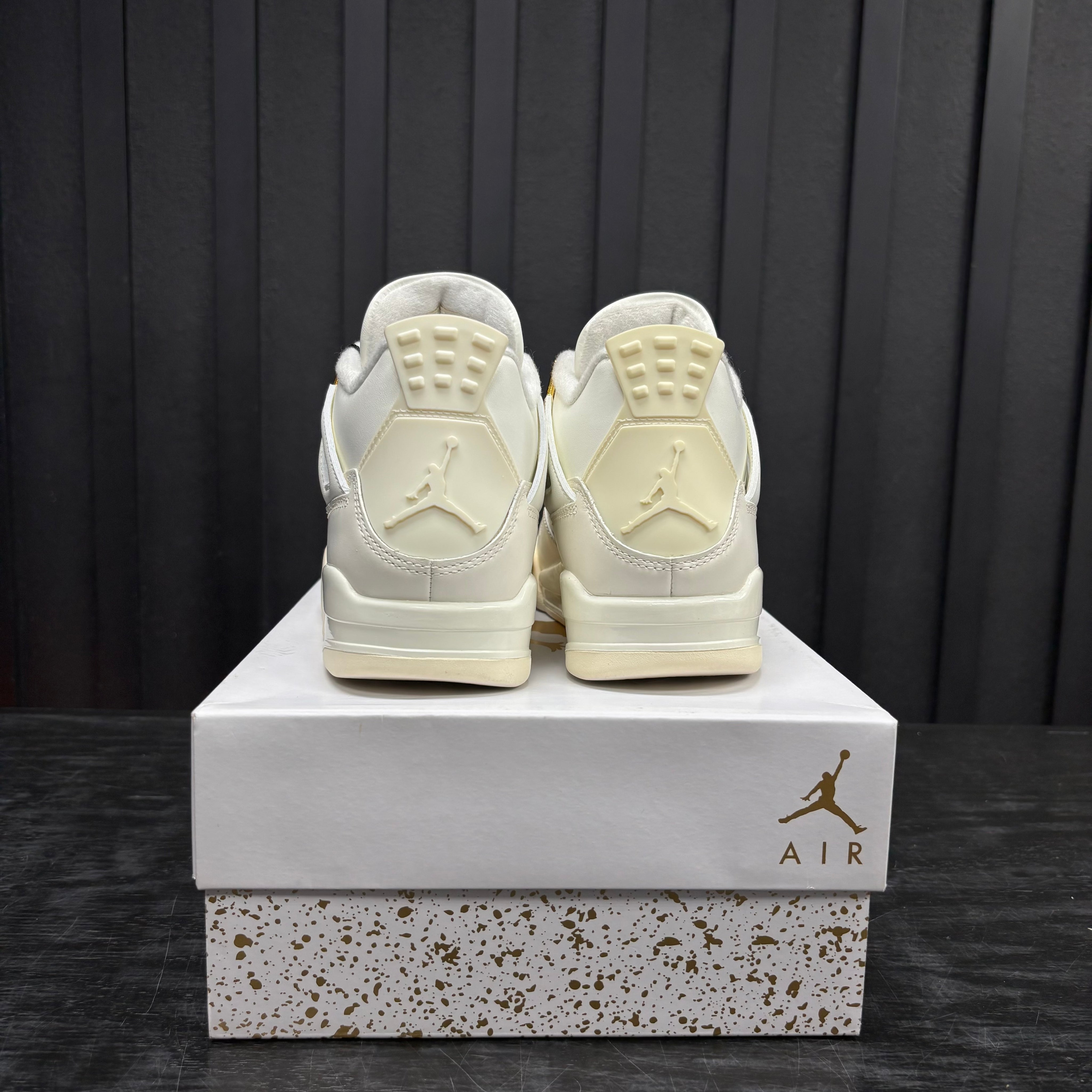 Jordan 4 Retro Metallic Gold (Women's) - Used - 1865