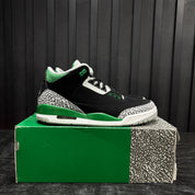 Jordan 3 Retro Pine Green - Used - 1843