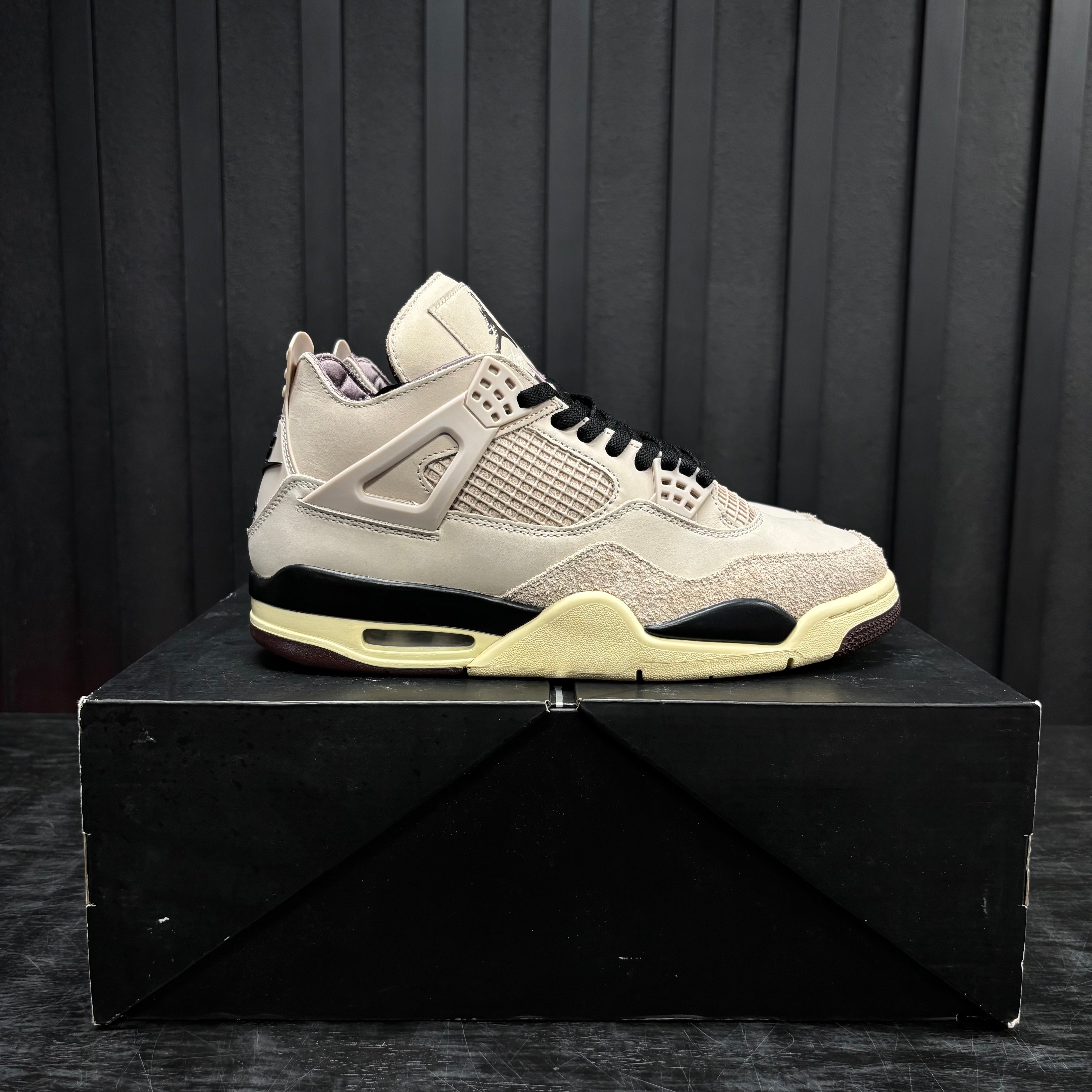 Jordan 4 Retro OG SP A Ma Maniére While You Were Sleeping (Women's) - Used - 3866