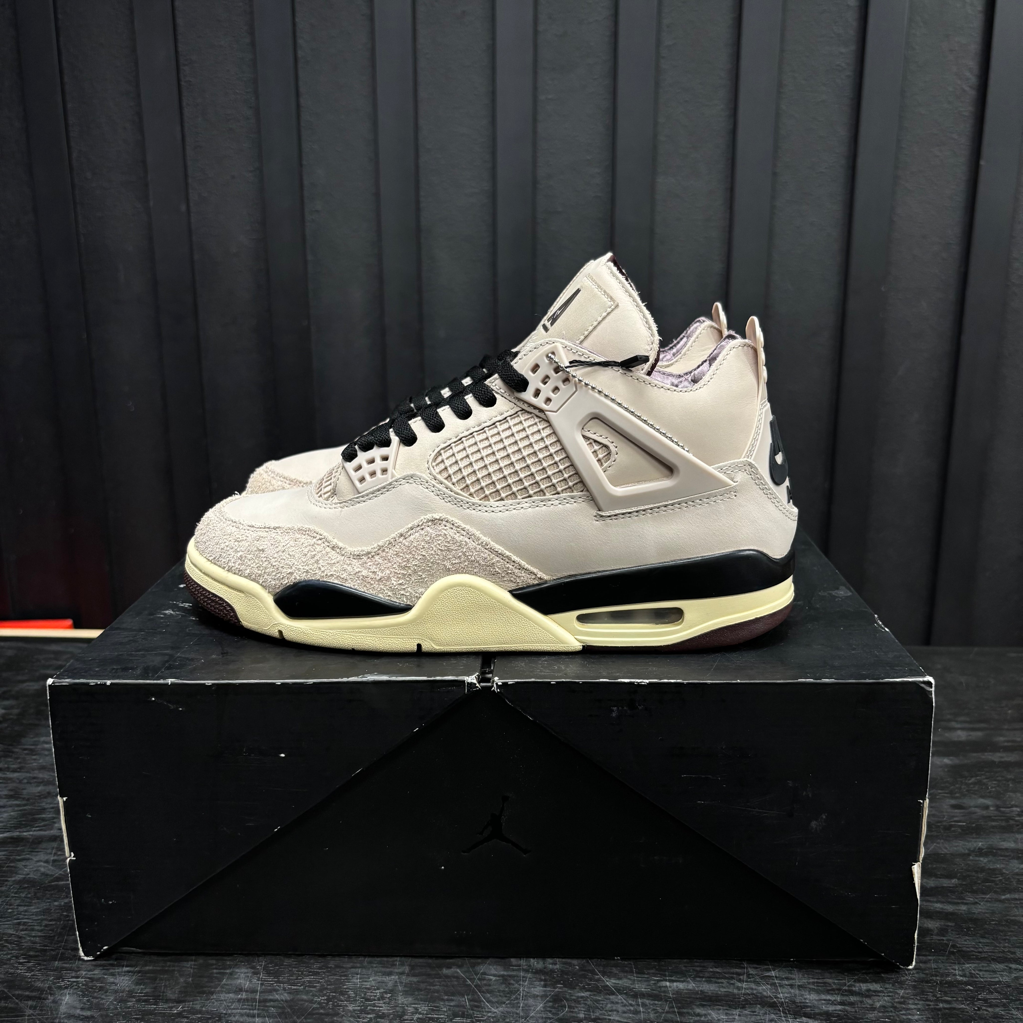 Jordan 4 Retro OG SP A Ma Maniére While You Were Sleeping (Women's) - Used - 3866