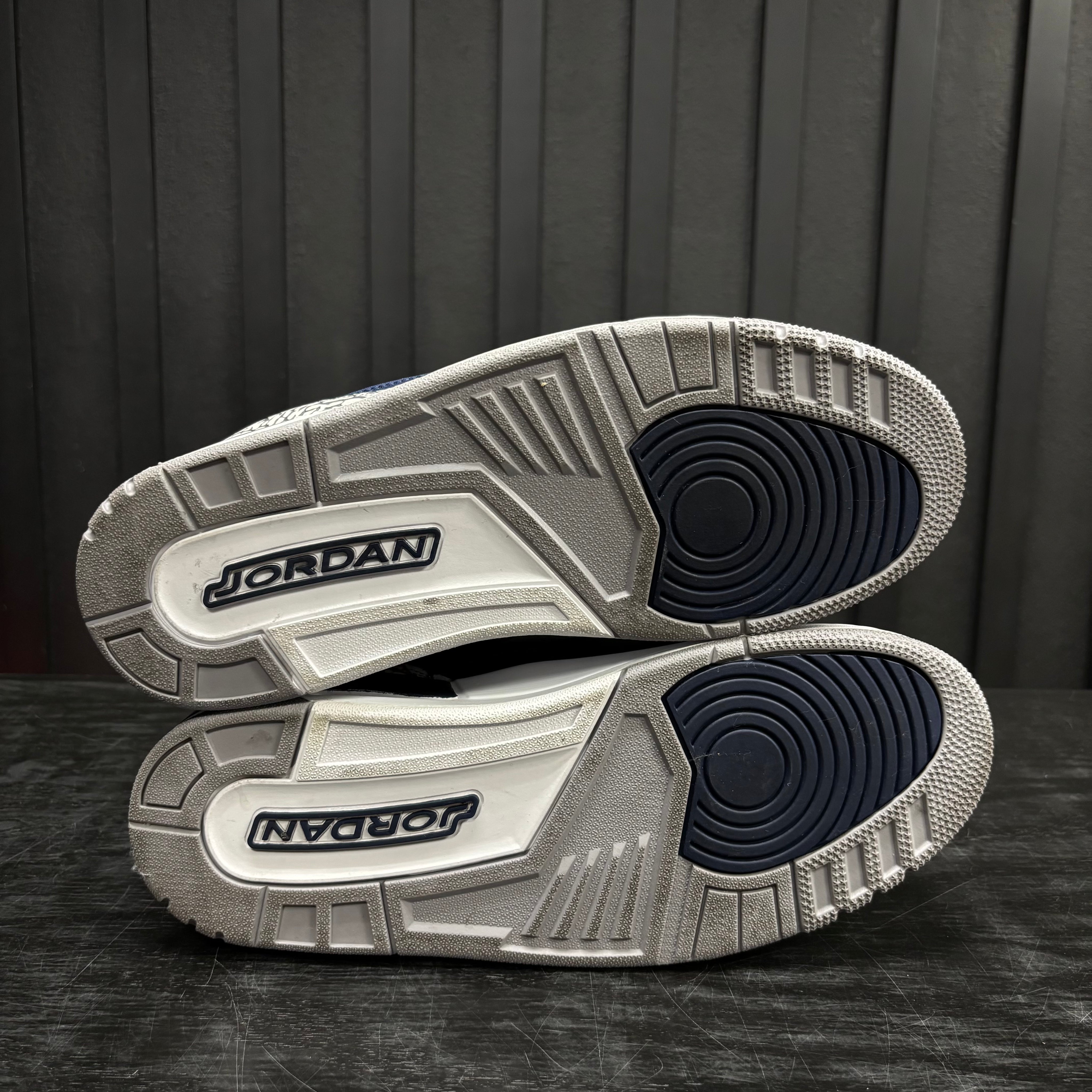 Jordan 3 Retro Georgetown (2021) - Used - 1800